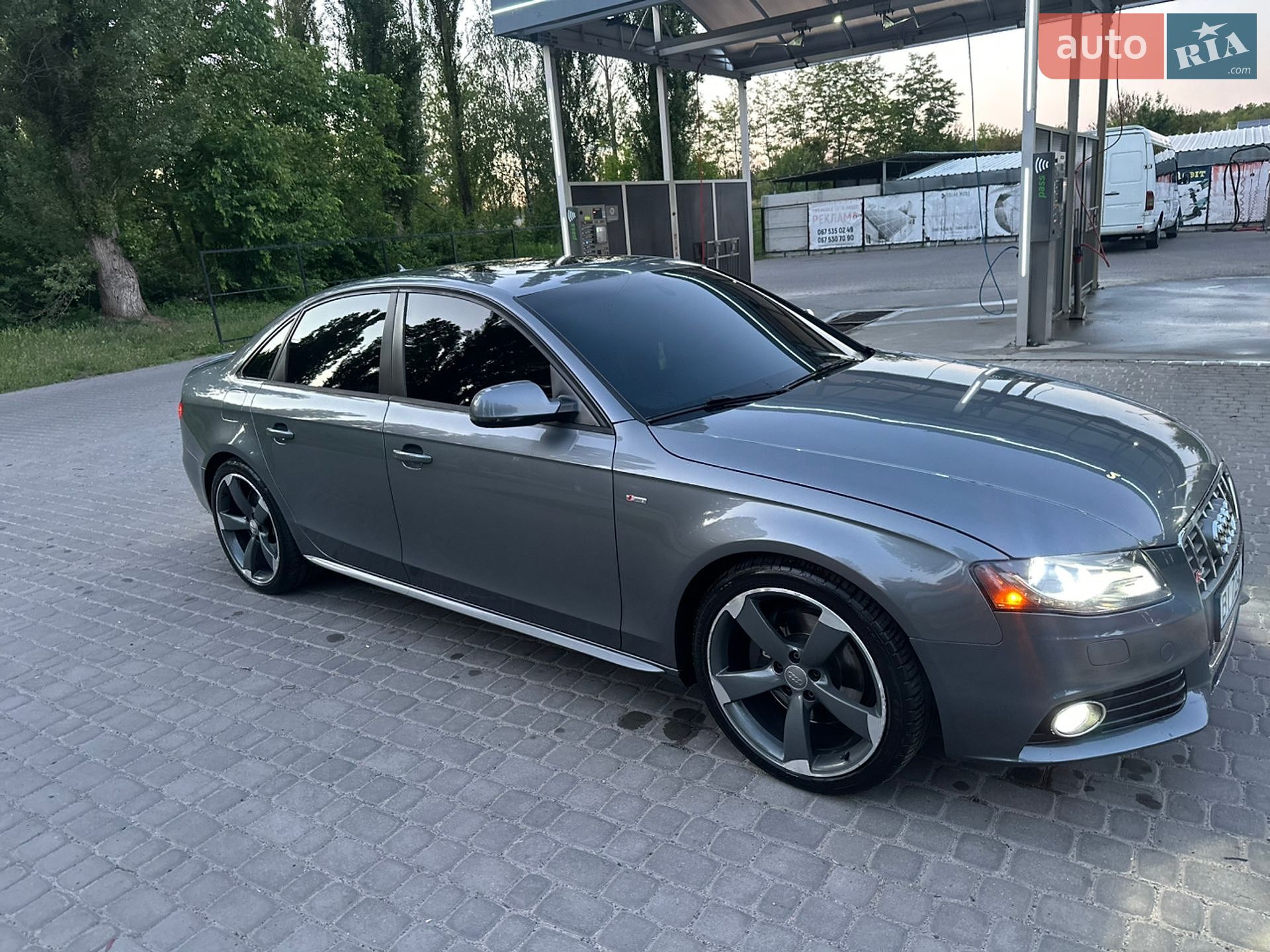 Audi A4 2011 VIN WAUKFAFL6CN002712 фото оголошення 14 з 16