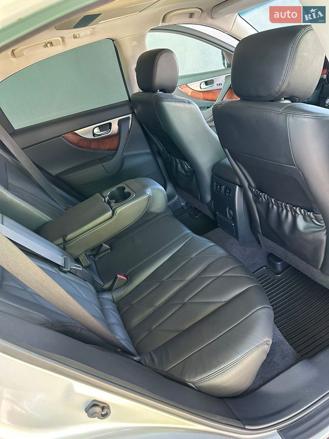 Infiniti FX 37 2010 VIN JN1TCNS51U0411159 фото оголошення 14 з 36