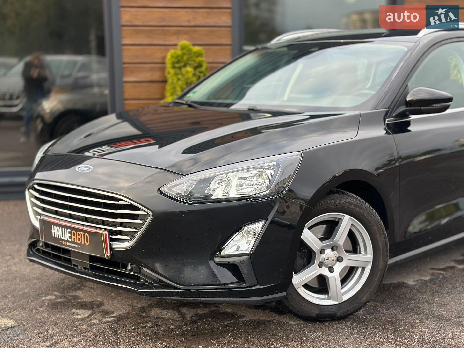 Ford Focus 2020 VIN WF0PXXGCHPLE17949 фото оголошення 4 з 53
