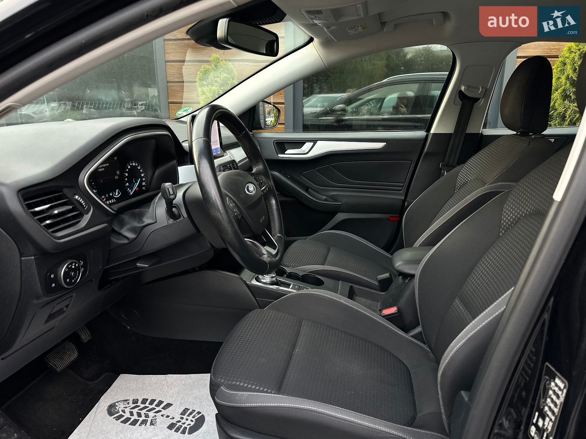 Ford Focus 2020 VIN WF0PXXGCHPLE17949 фото оголошення 30 з 53