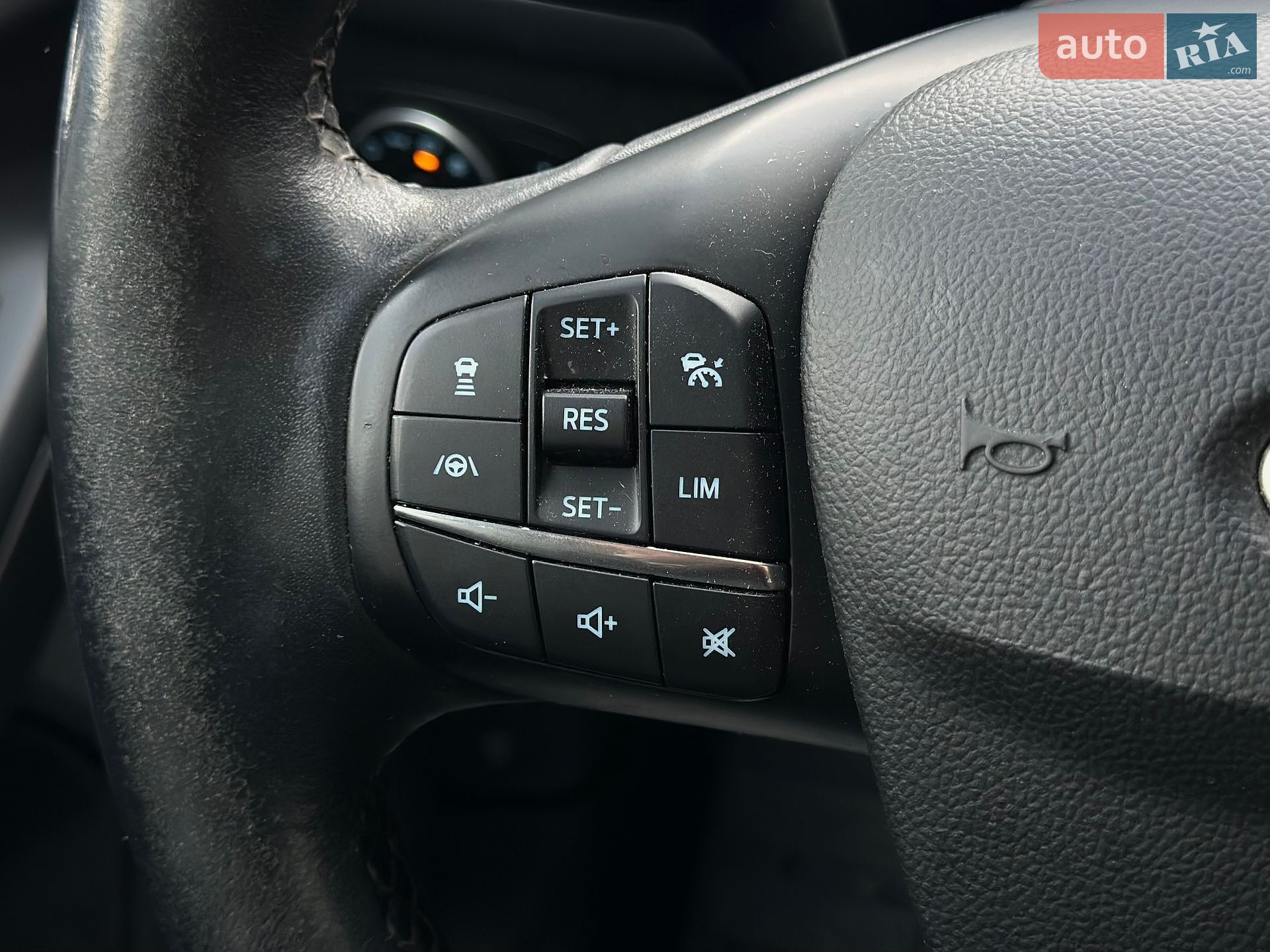 Ford Focus 2020 VIN WF0PXXGCHPLE17949 фото оголошення 38 з 53