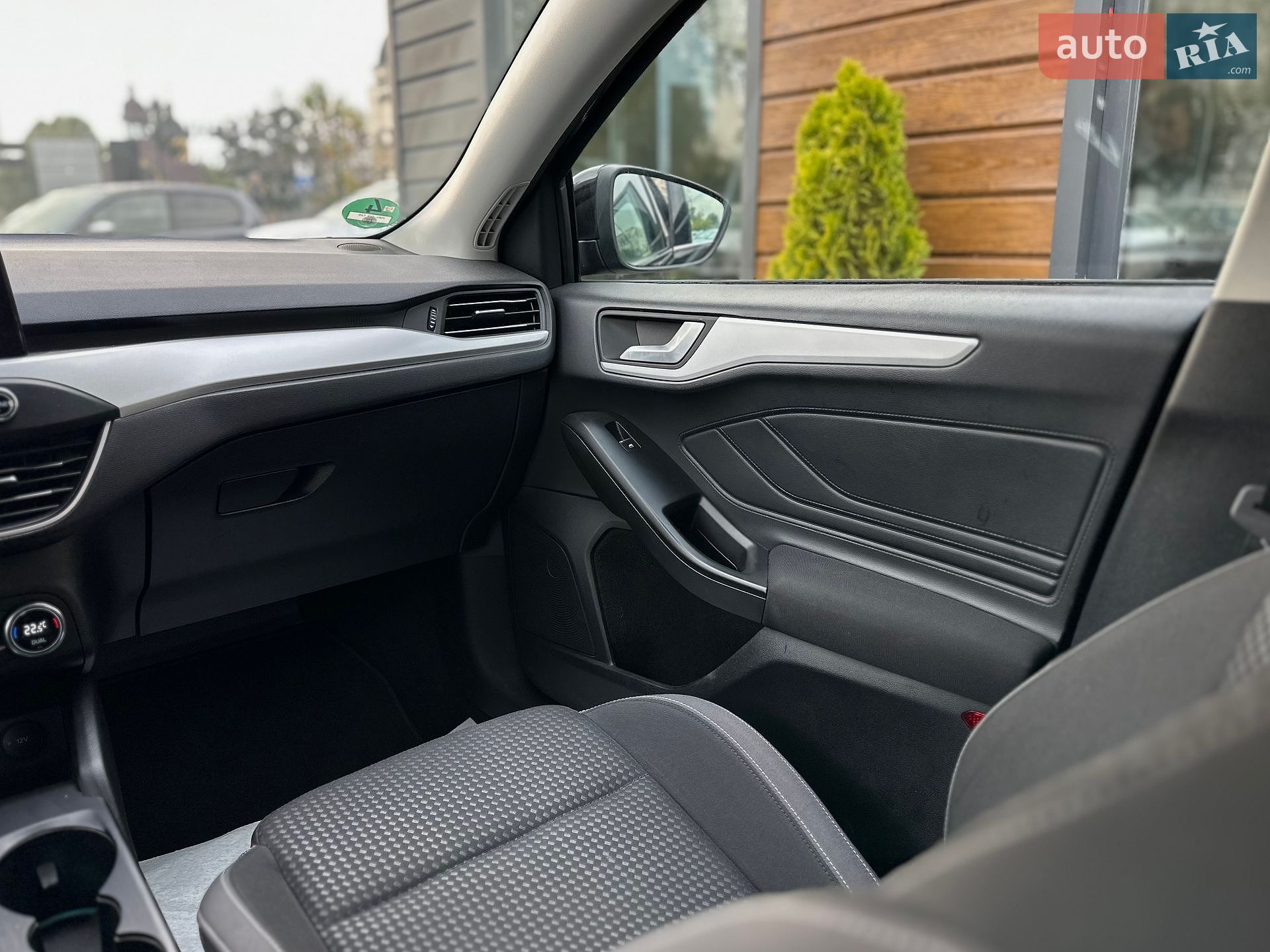 Ford Focus 2020 VIN WF0PXXGCHPLE17949 фото оголошення 49 з 53