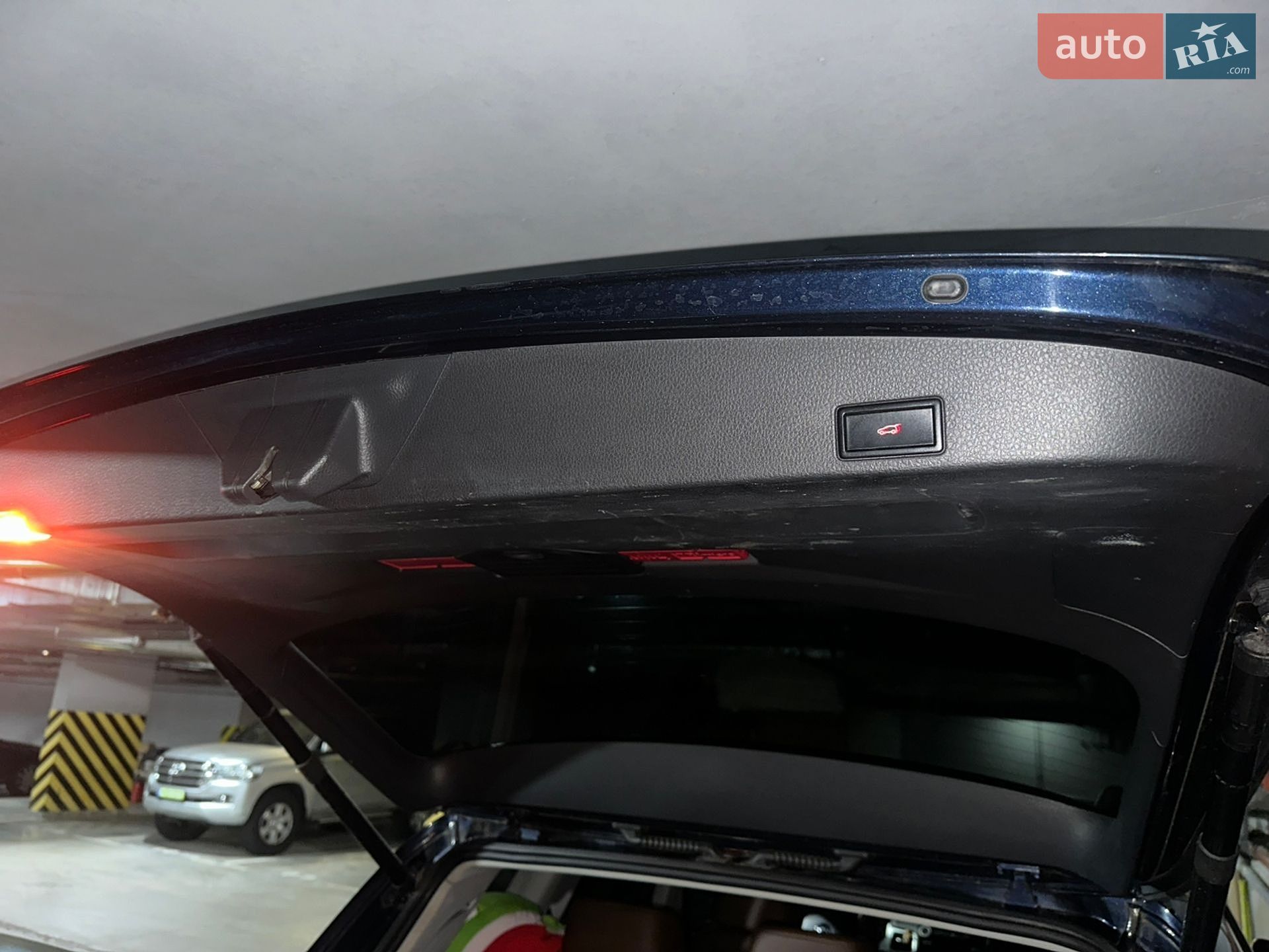 Volkswagen Touareg 2014 VIN WVGZZZ7PZED027955 фото оголошення 18 з 24