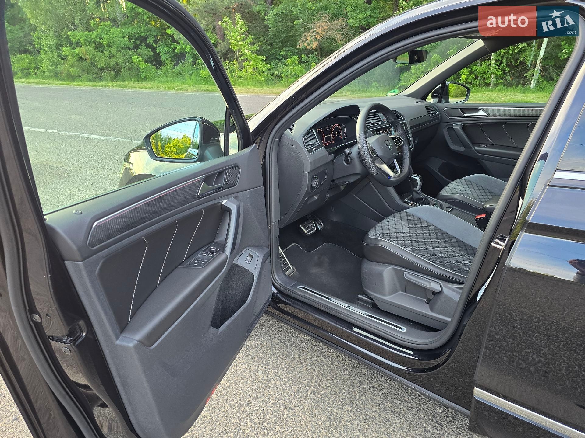 Volkswagen Tiguan 2022 VIN WVGZZZ5NZNW038880 фото оголошення 33 з 90