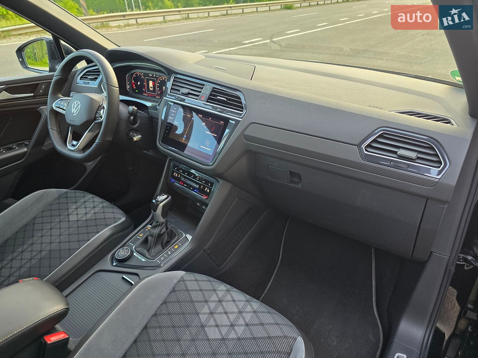 Volkswagen Tiguan 2022 VIN WVGZZZ5NZNW038880 фото оголошення 63 з 90