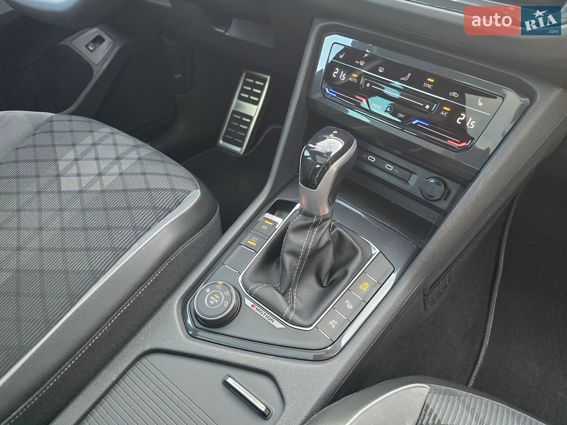 Volkswagen Tiguan 2022 VIN WVGZZZ5NZNW038880 фото оголошення 66 з 90