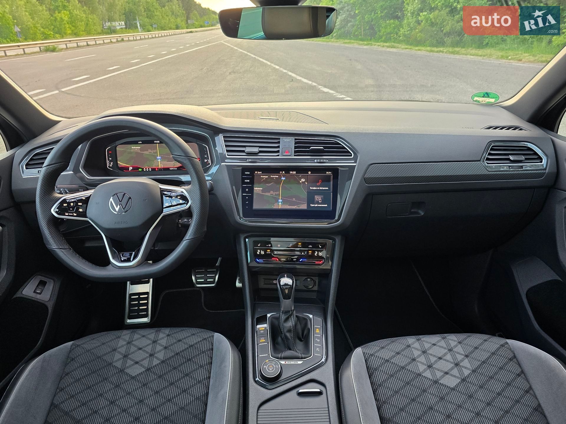 Volkswagen Tiguan 2022 VIN WVGZZZ5NZNW038880 фото оголошення 67 з 90