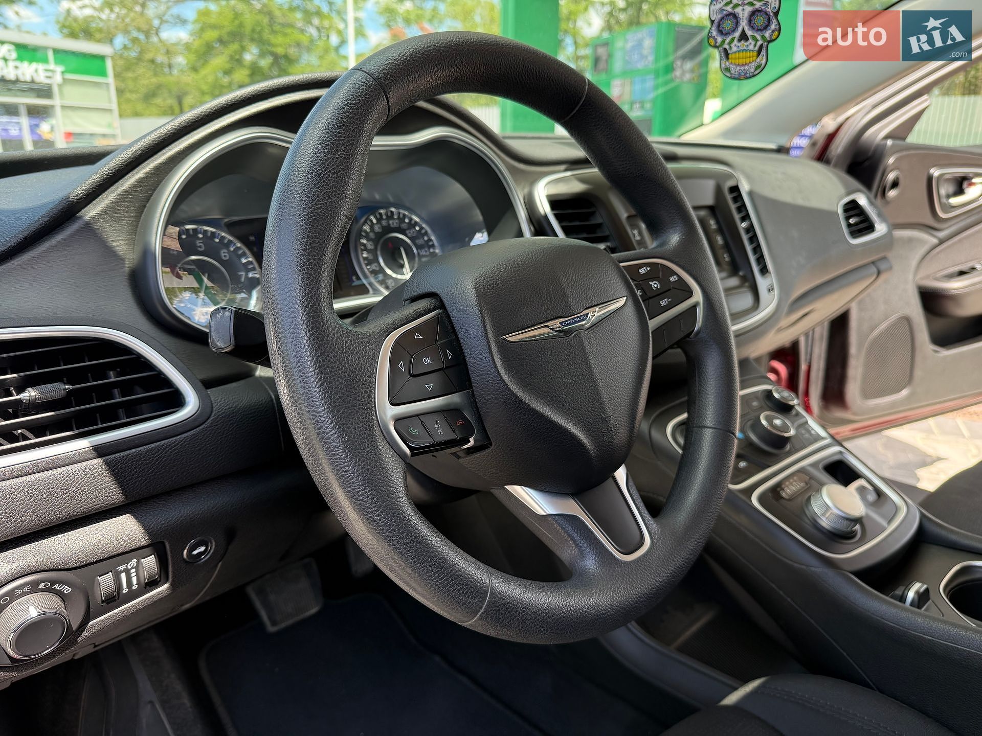 Chrysler 200 2015 VIN 1C3CCCAB5FN718861 фото оголошення 16 з 26