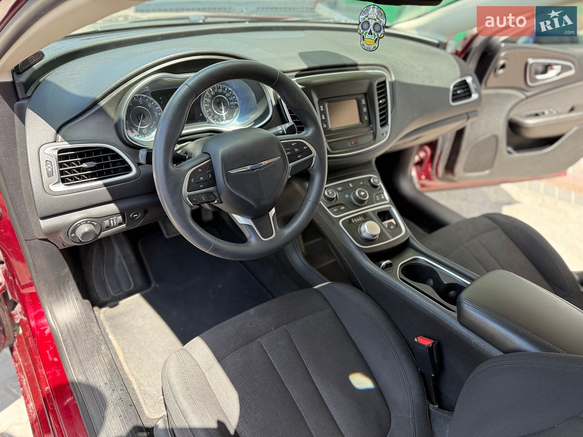 Chrysler 200 2015 VIN 1C3CCCAB5FN718861 фото оголошення 17 з 26