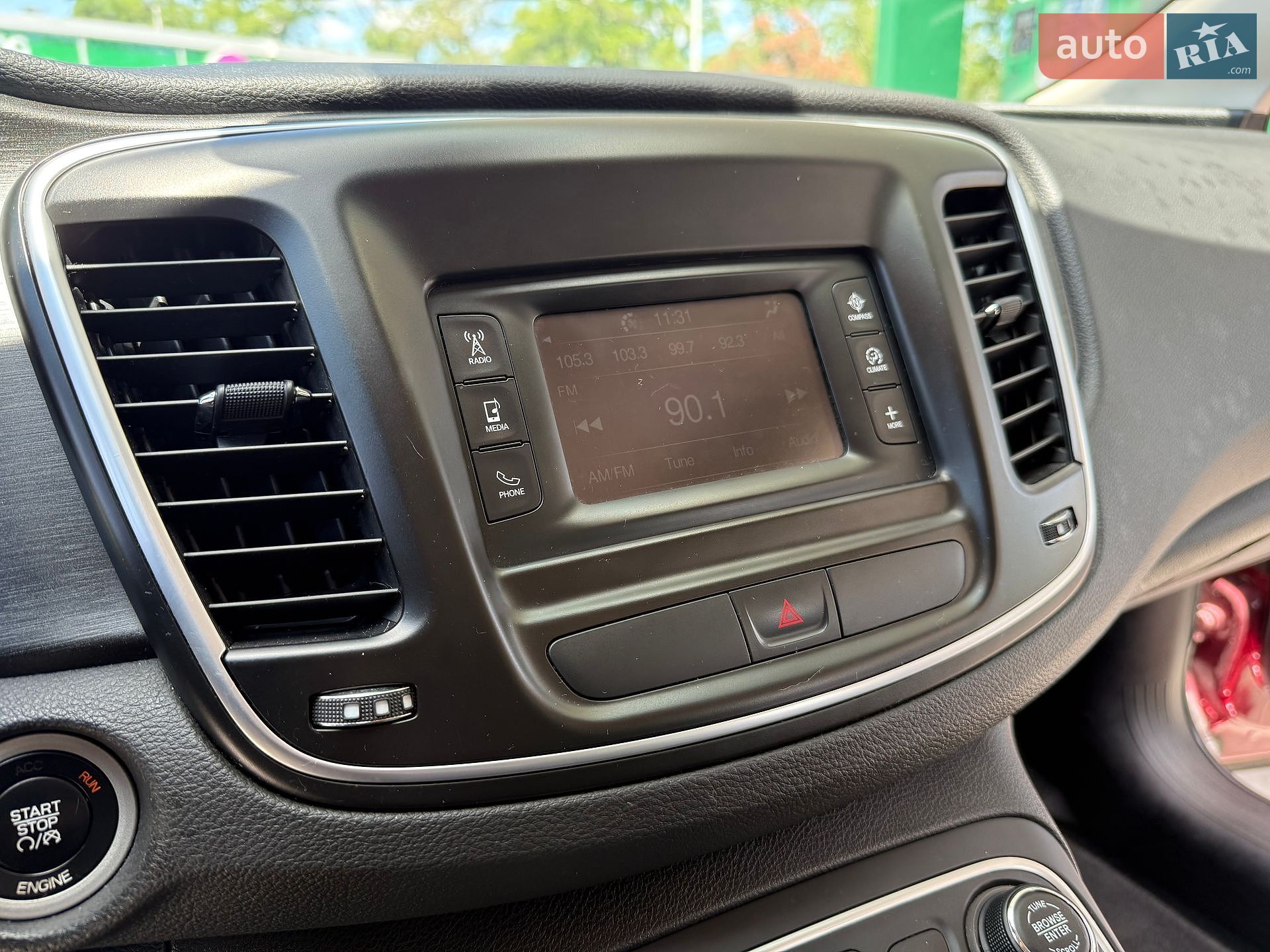 Chrysler 200 2015 VIN 1C3CCCAB5FN718861 фото оголошення 18 з 26