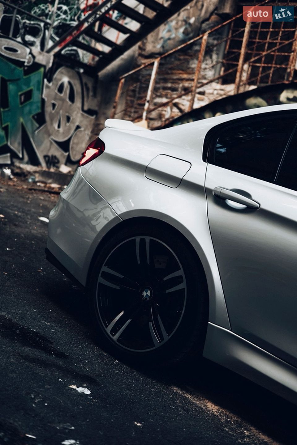 BMW M3 2015 VIN WBS8M9C5XG5D31504 фото оголошення 8 з 12