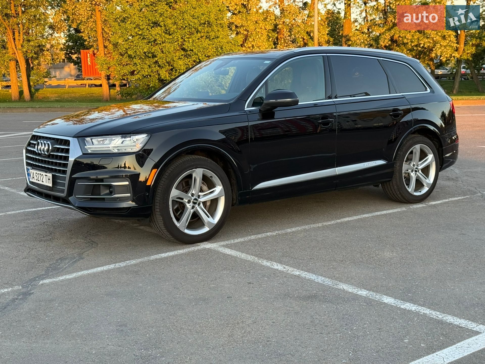 Audi Q7 2019 VIN WA1VABF74KD036279 фото оголошення 3 з 40