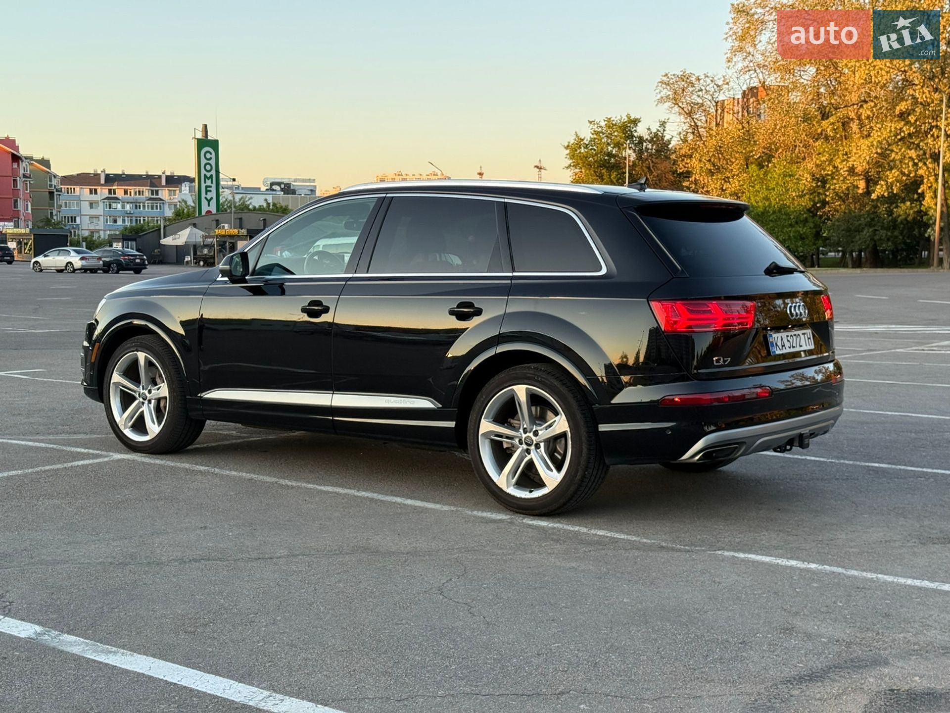 Audi Q7 2019 VIN WA1VABF74KD036279 фото оголошення 4 з 40