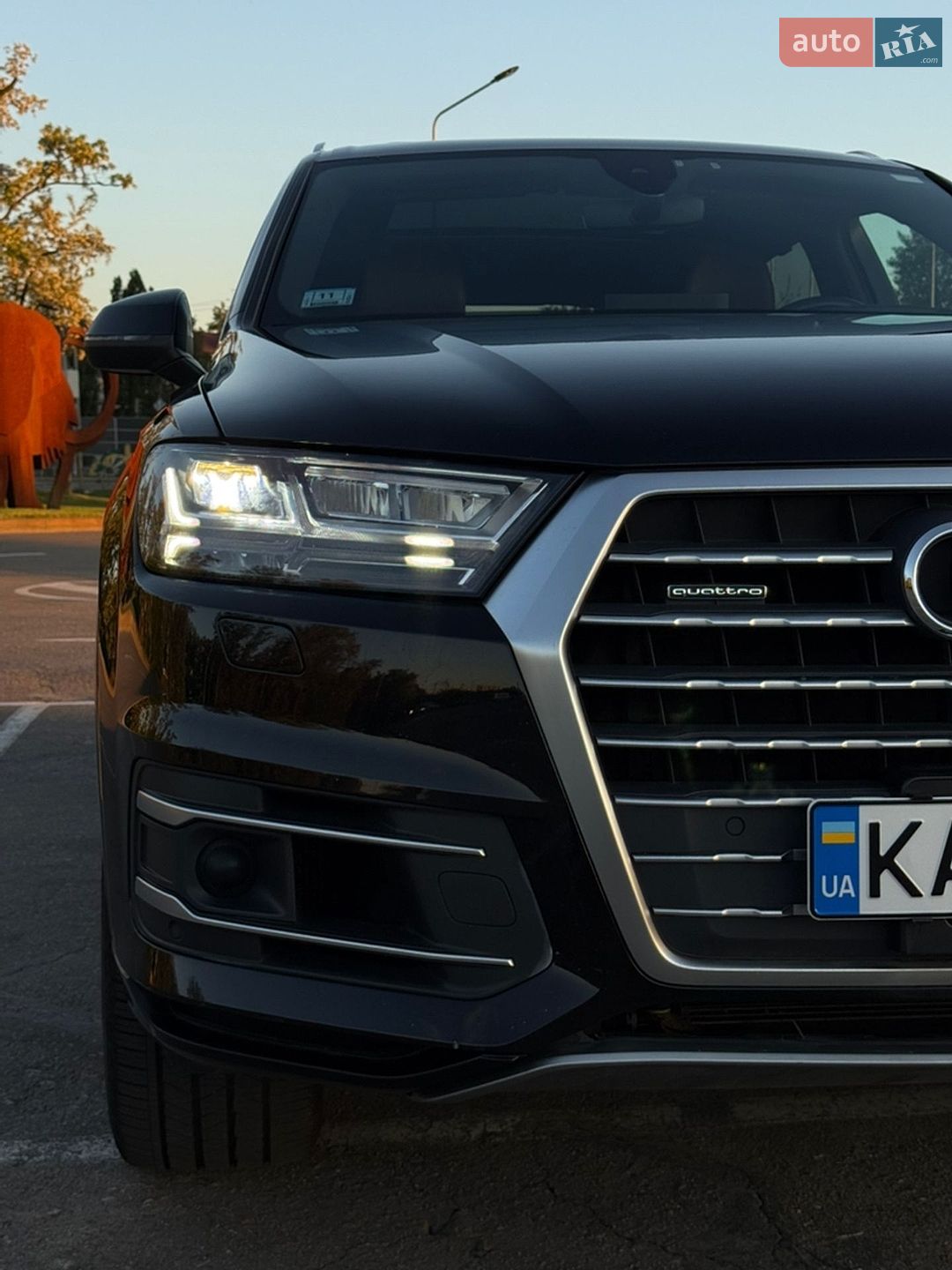 Audi Q7 2019 VIN WA1VABF74KD036279 фото оголошення 13 з 40