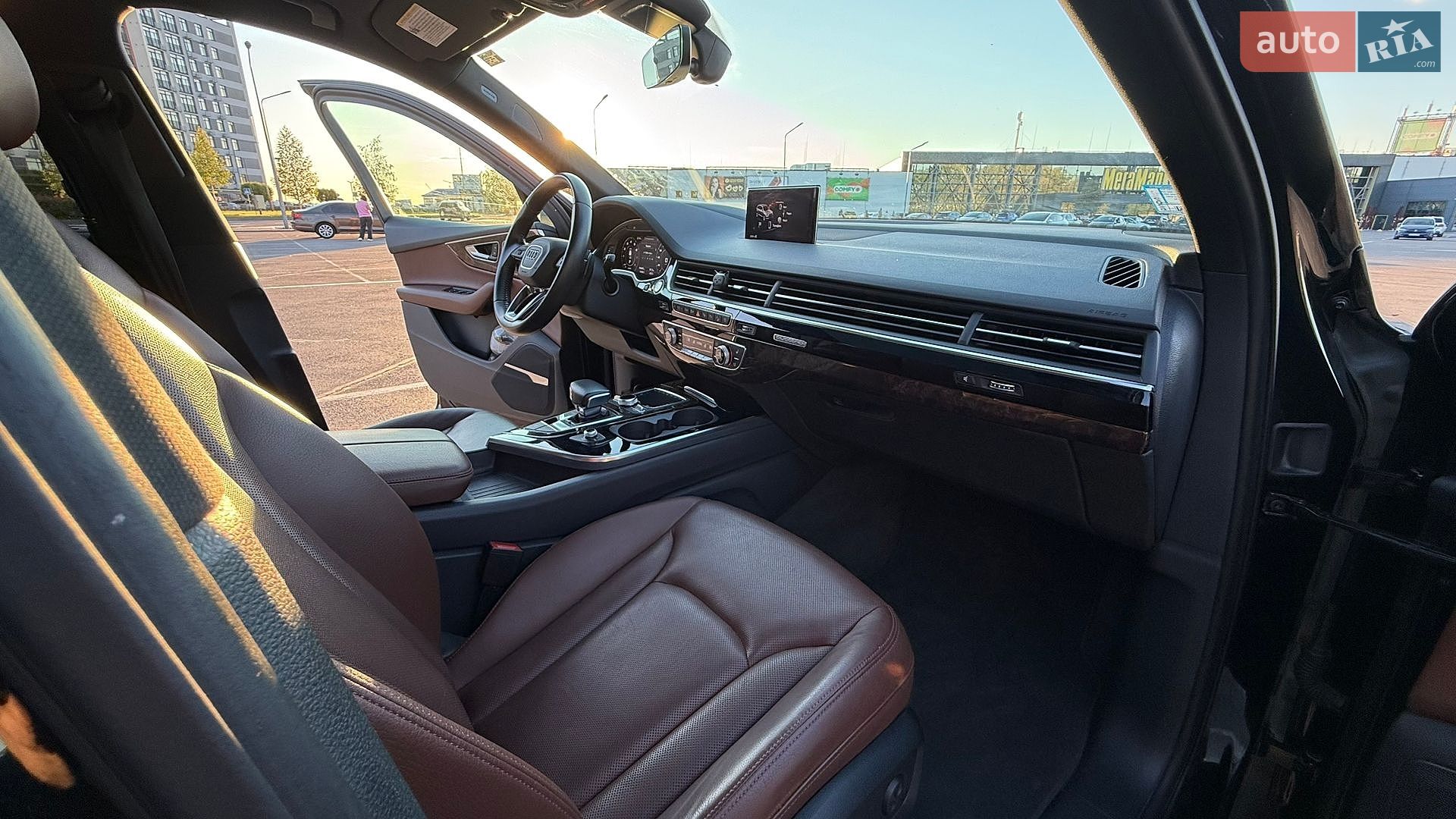 Audi Q7 2019 VIN WA1VABF74KD036279 фото оголошення 21 з 40