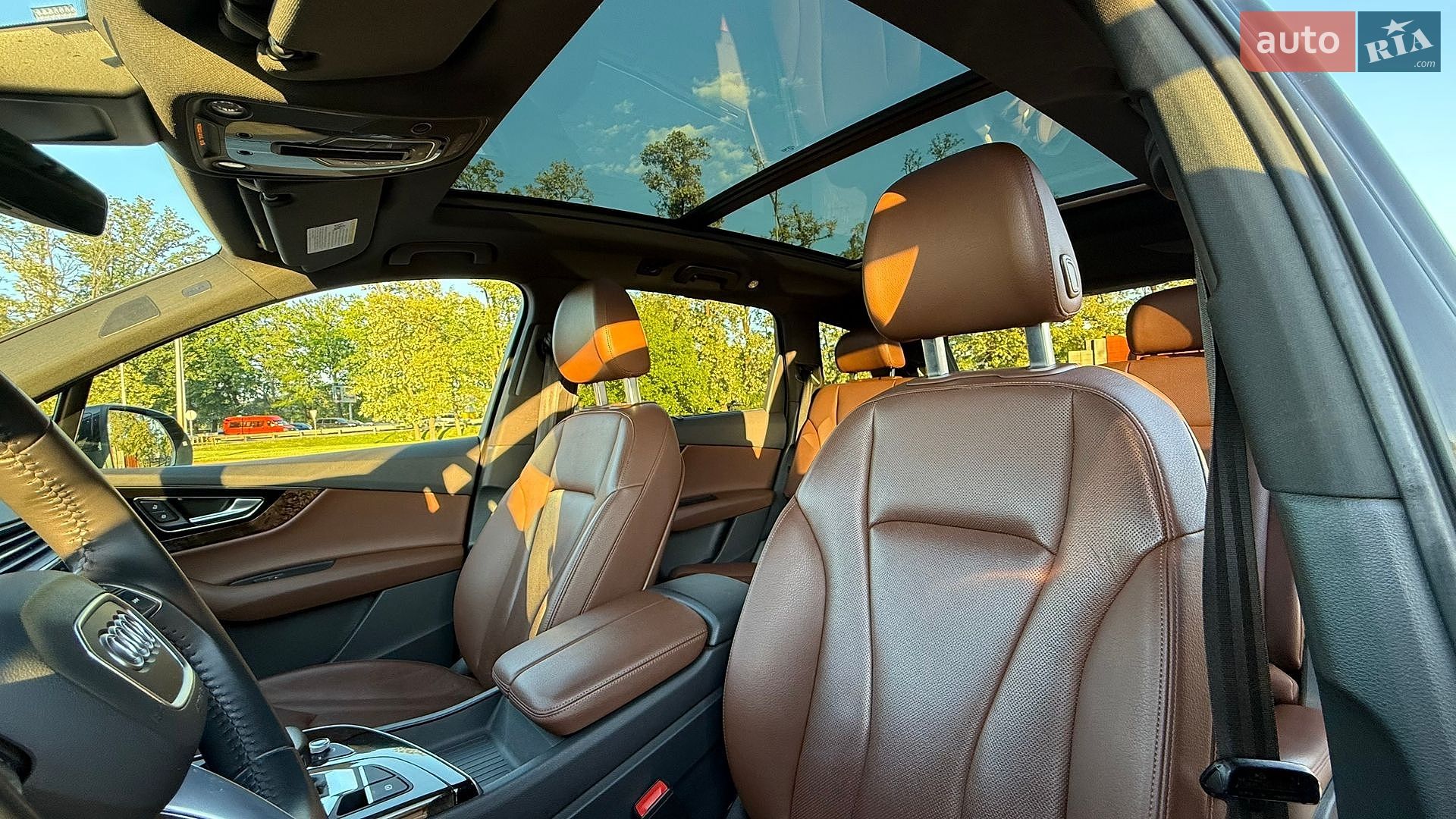 Audi Q7 2019 VIN WA1VABF74KD036279 фото оголошення 24 з 40