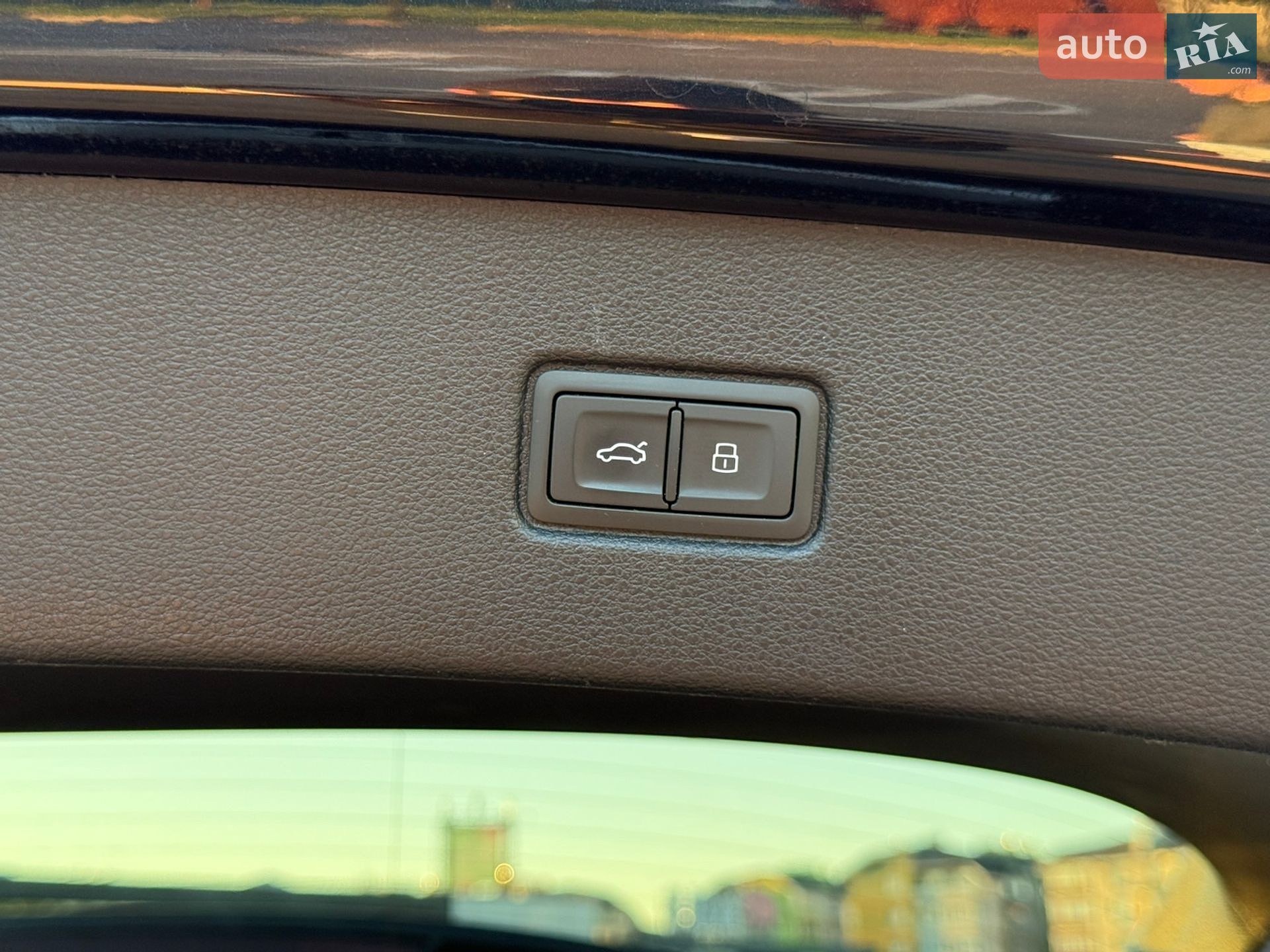 Audi Q7 2019 VIN WA1VABF74KD036279 фото оголошення 40 з 40