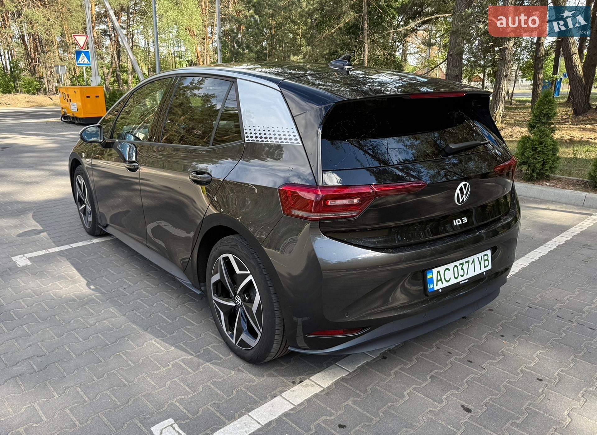 Volkswagen ID.3 2020 VIN WVWZZZE1ZMP003880 фото оголошення 7 з 13