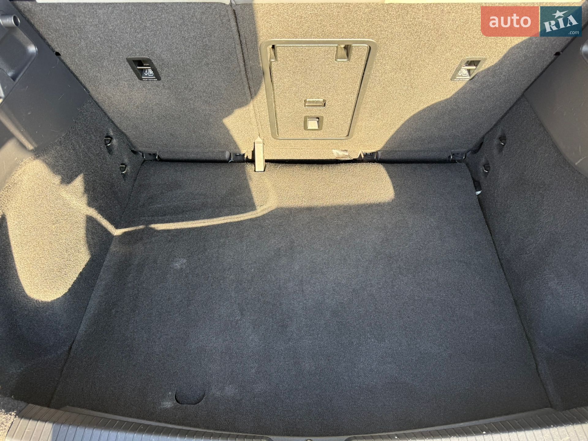Volkswagen ID.3 2020 VIN WVWZZZE1ZMP003880 фото оголошення 12 з 13