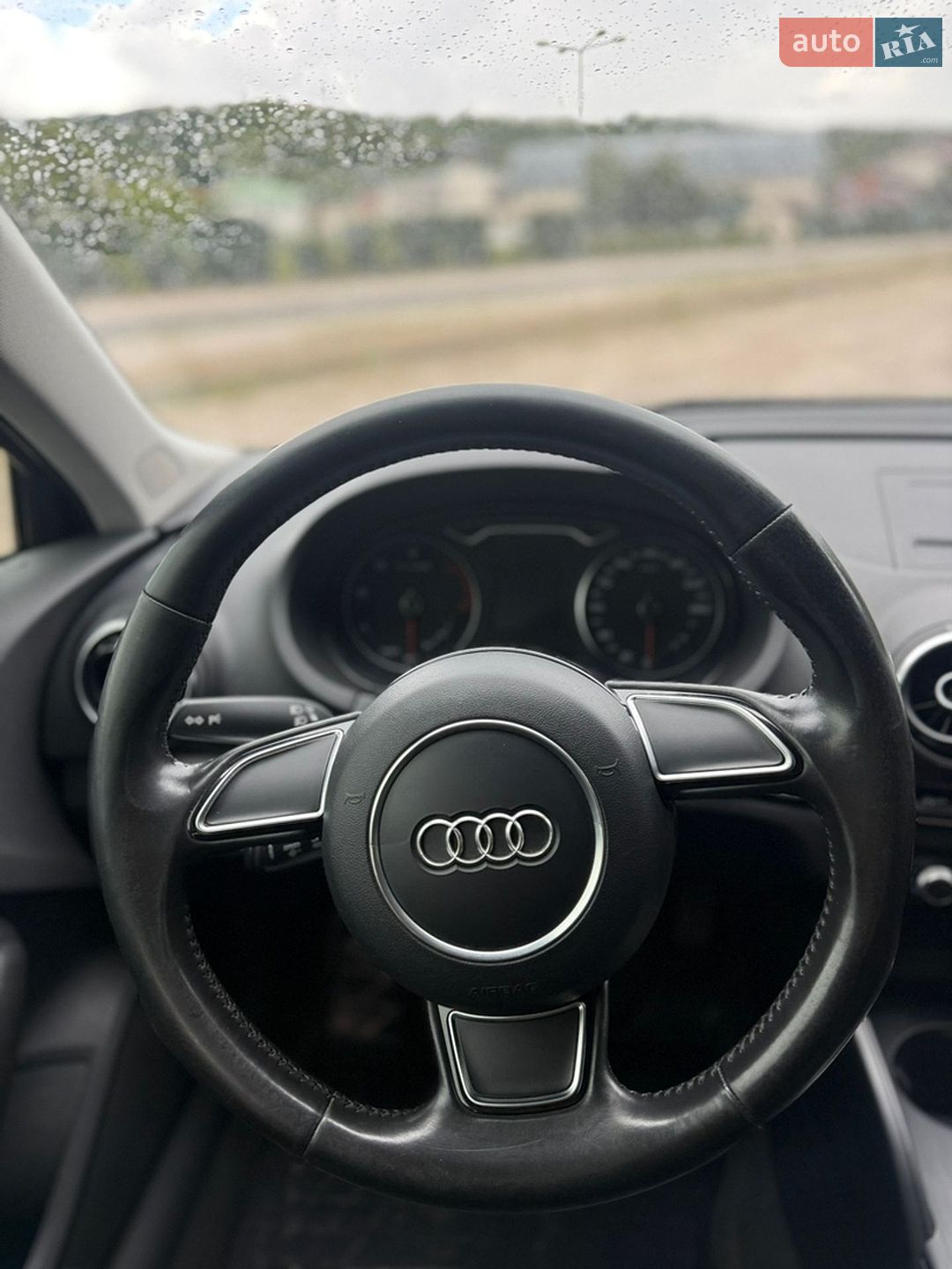 Audi A3 2015 VIN WAUZZZ8V6GA027139 фото оголошення 8 з 10