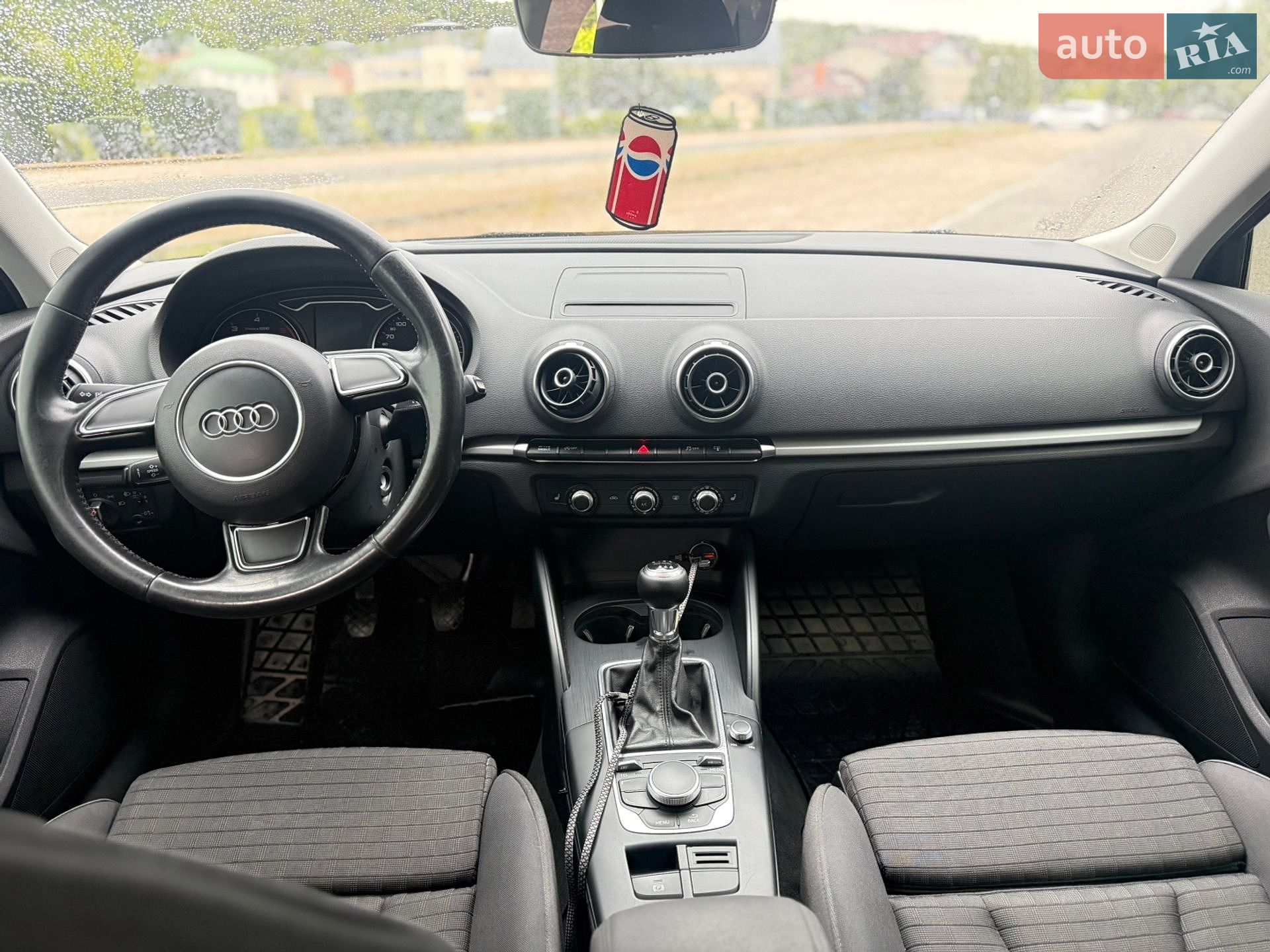 Audi A3 2015 VIN WAUZZZ8V6GA027139 фото оголошення 10 з 10
