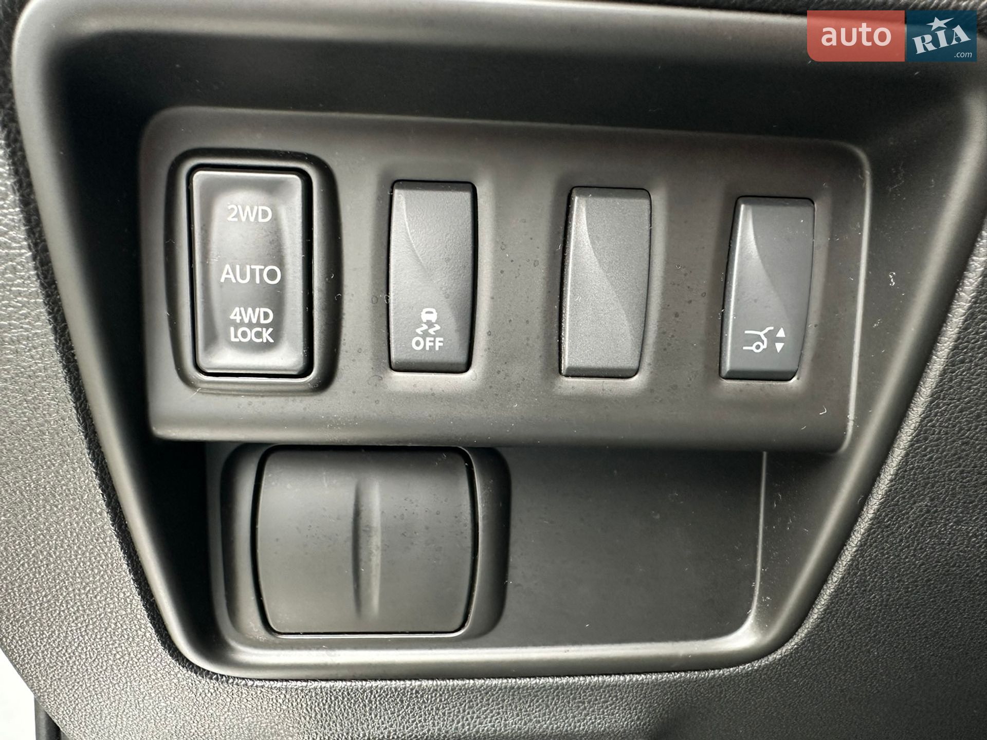 Renault Koleos 2018 VIN VF1RZG003JC304881 фото оголошення 38 з 120