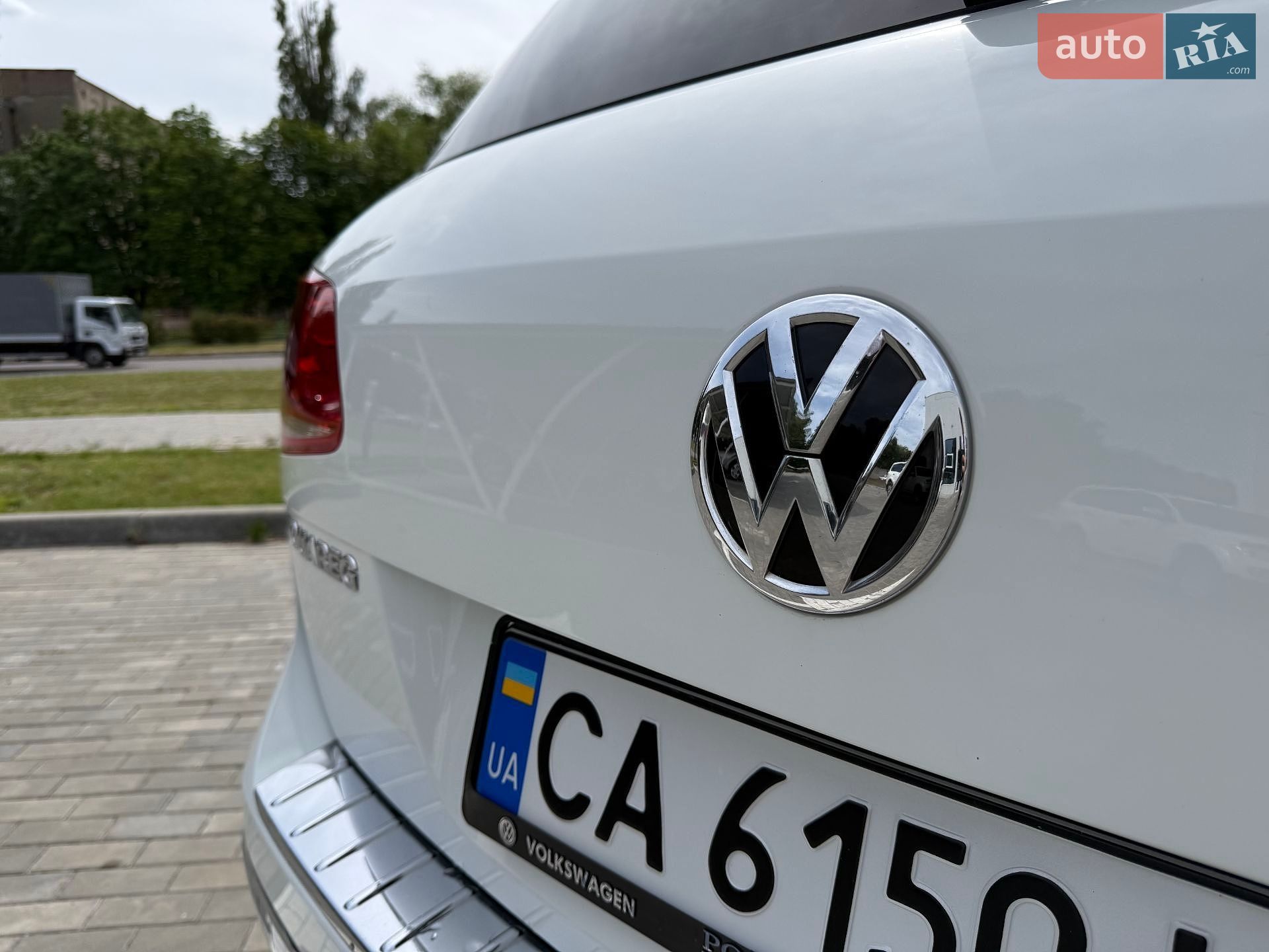 Volkswagen Touareg 2016 VIN WVGZZZ7PZHD004334 фото оголошення 18 з 28