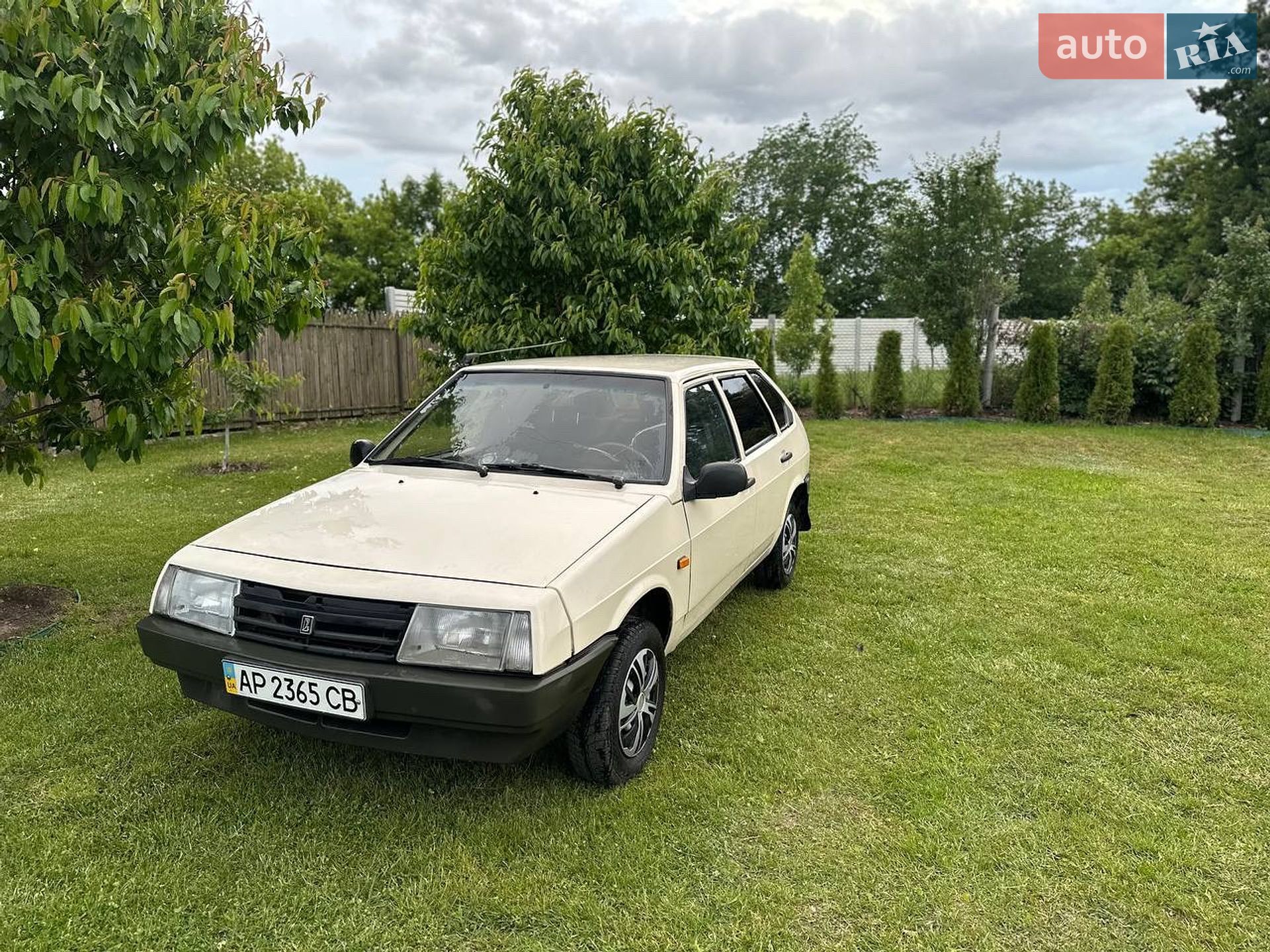 ВАЗ / Lada 2109 1989 VIN XTA210900L0632338 фото оголошення 2 з 12