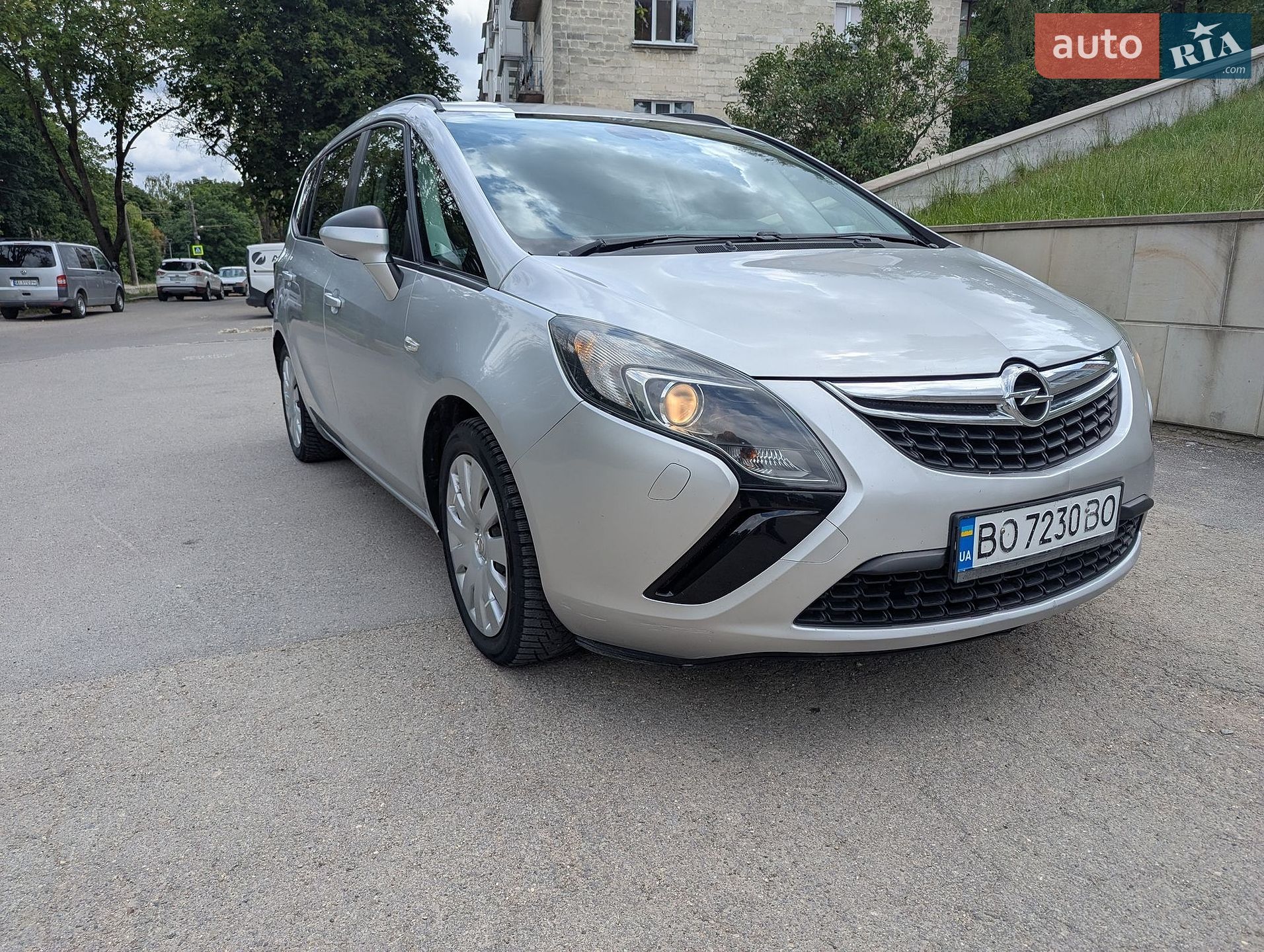 Opel Zafira 2013 VIN W0LPD9EM0E2010282 фото оголошення 3 з 13