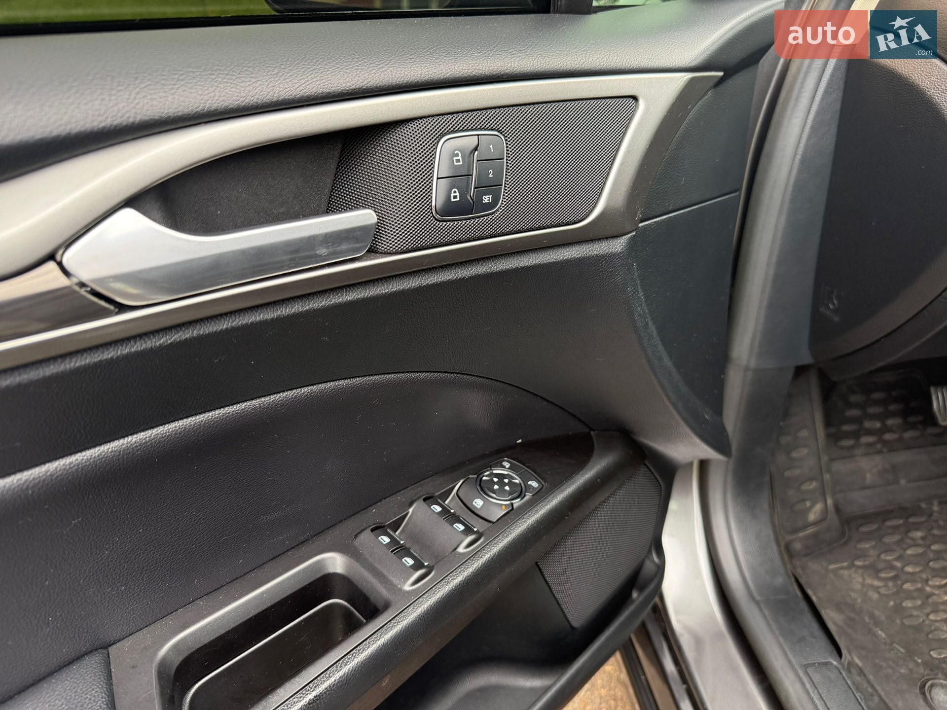 Ford Fusion 2017 VIN 3FA6P0HD0HR382528 фото оголошення 14 з 33