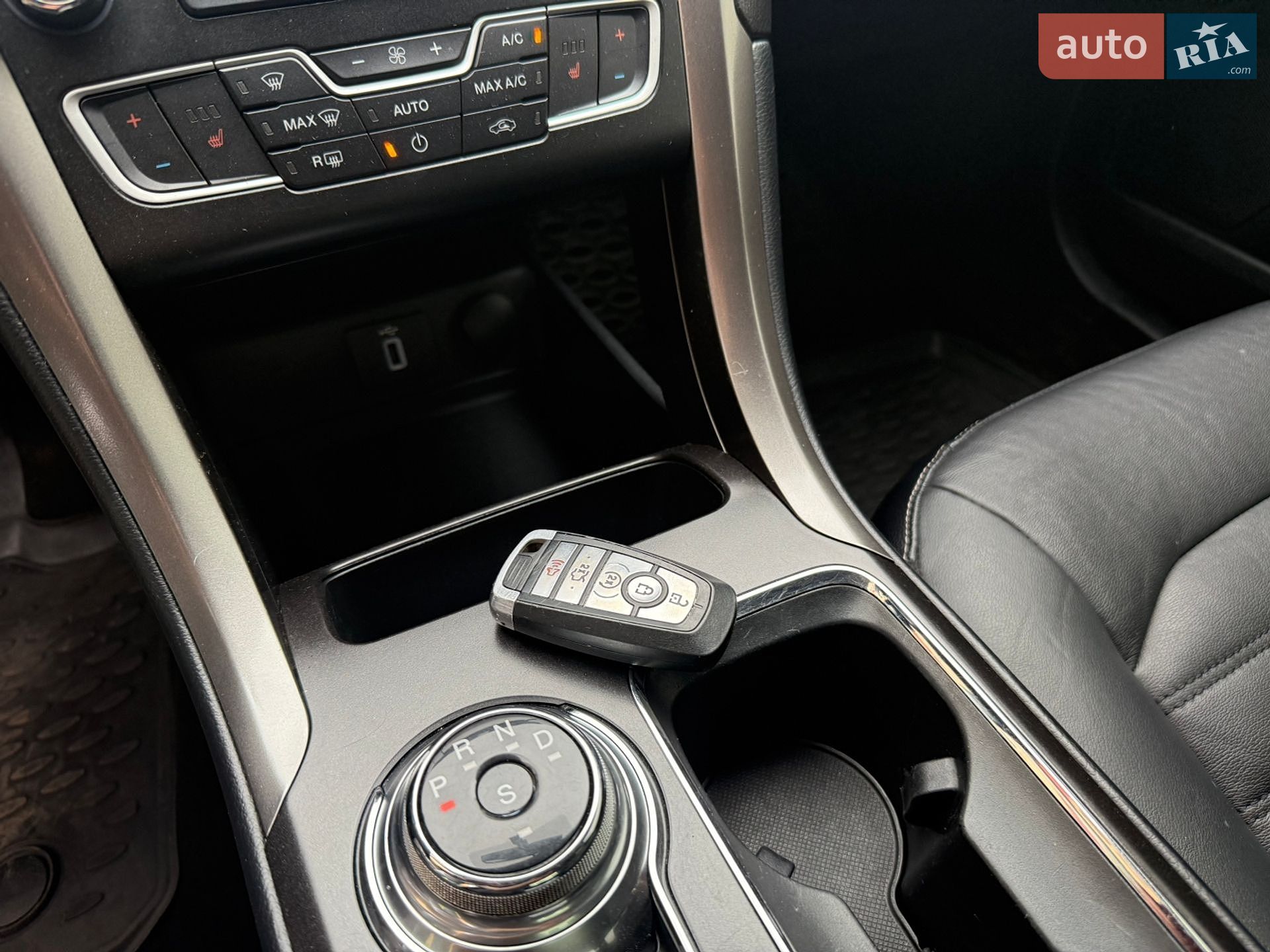 Ford Fusion 2017 VIN 3FA6P0HD0HR382528 фото оголошення 24 з 33