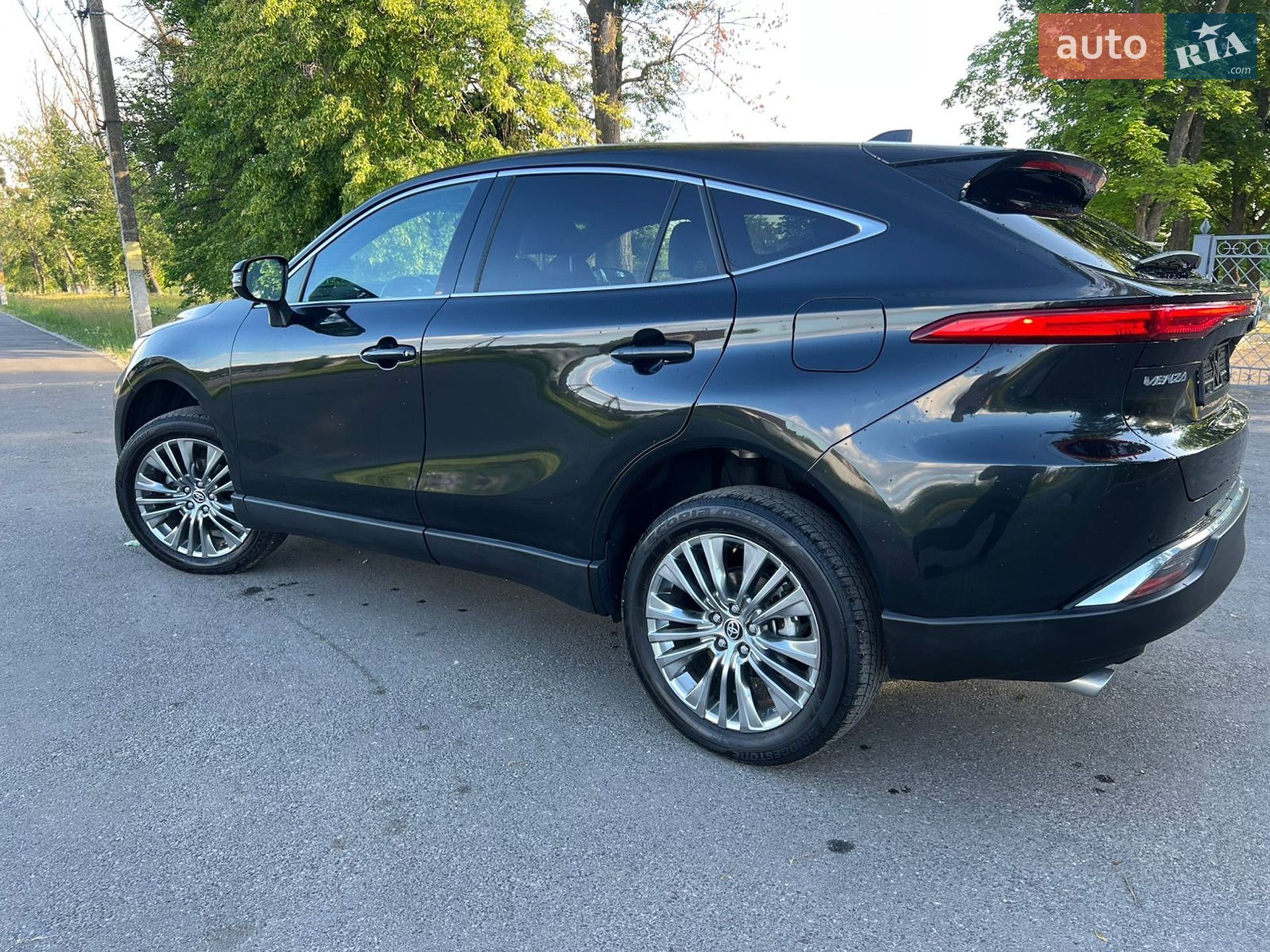Toyota Venza 2024 VIN JTEAAAAH4RJ179870 фото оголошення 3 з 27