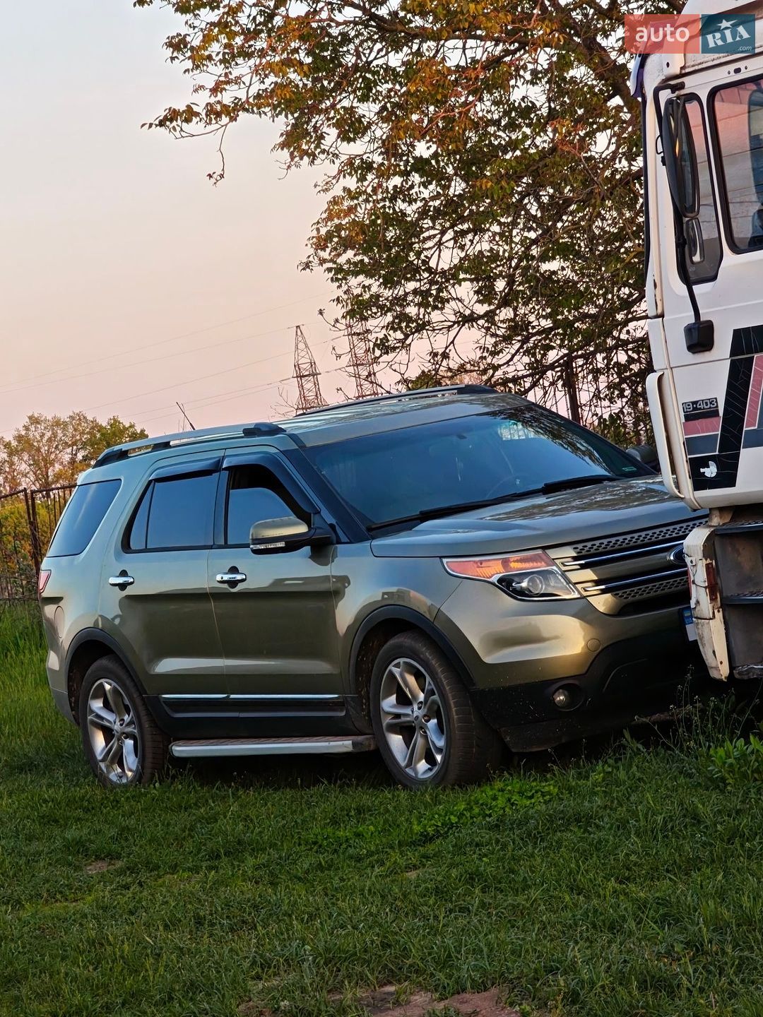 Ford Explorer 2013 VIN 1FM5K8F81DGC72030 фото оголошення 4 з 27