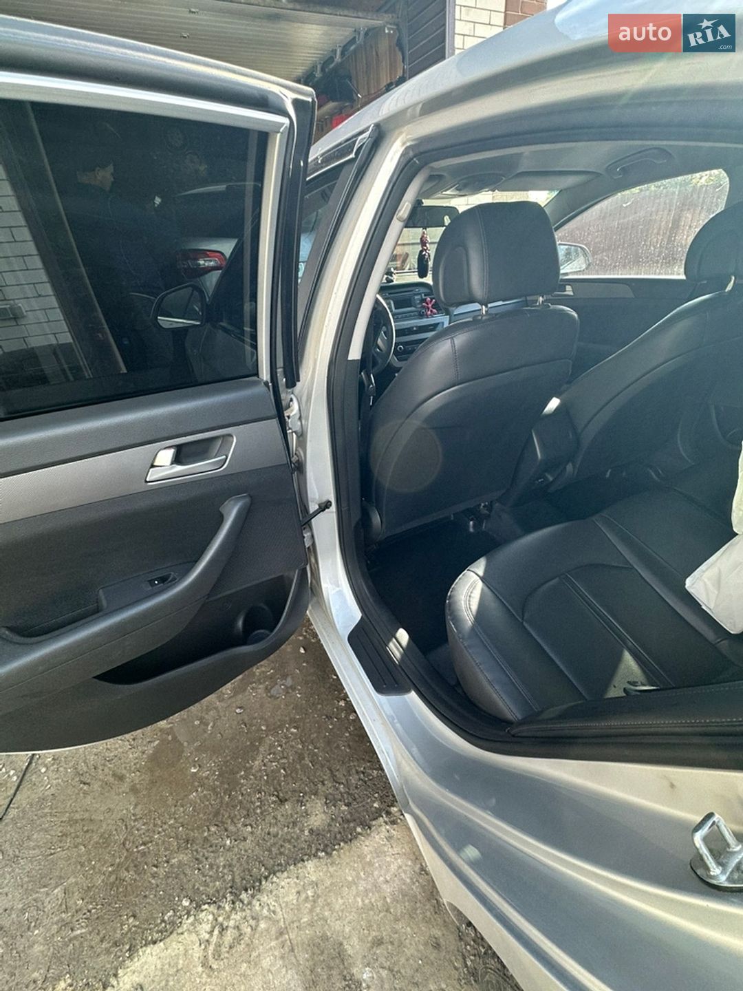 Hyundai Sonata 2014 VIN KMHE341DAFA081961 фото оголошення 17 з 21