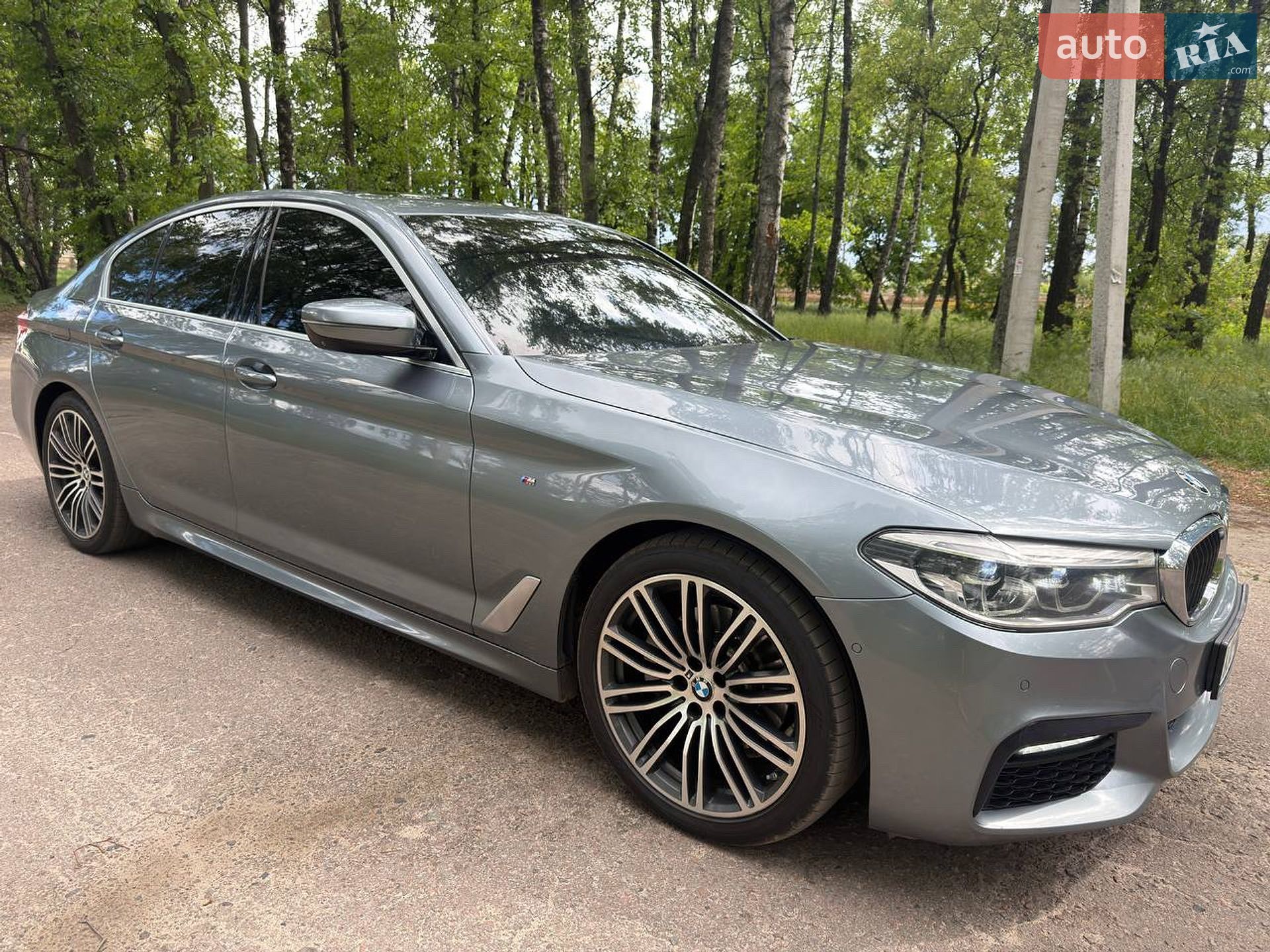 BMW 5 Series 2018 VIN WBAJF5107KBJ09980 фото оголошення 8 з 71
