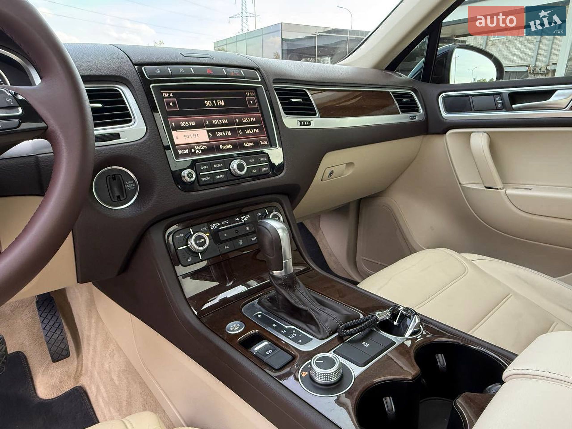 Volkswagen Touareg 2015 VIN WVGEP9BP4FD005442 фото оголошення 22 з 24