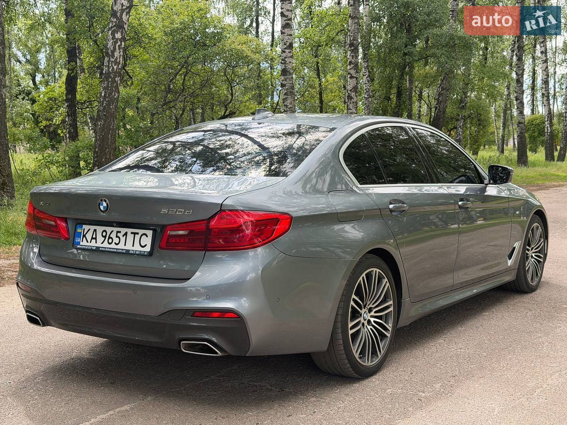 BMW 5 Series 2018 VIN WBAJF5107KBJ09980 фото оголошення 14 з 71