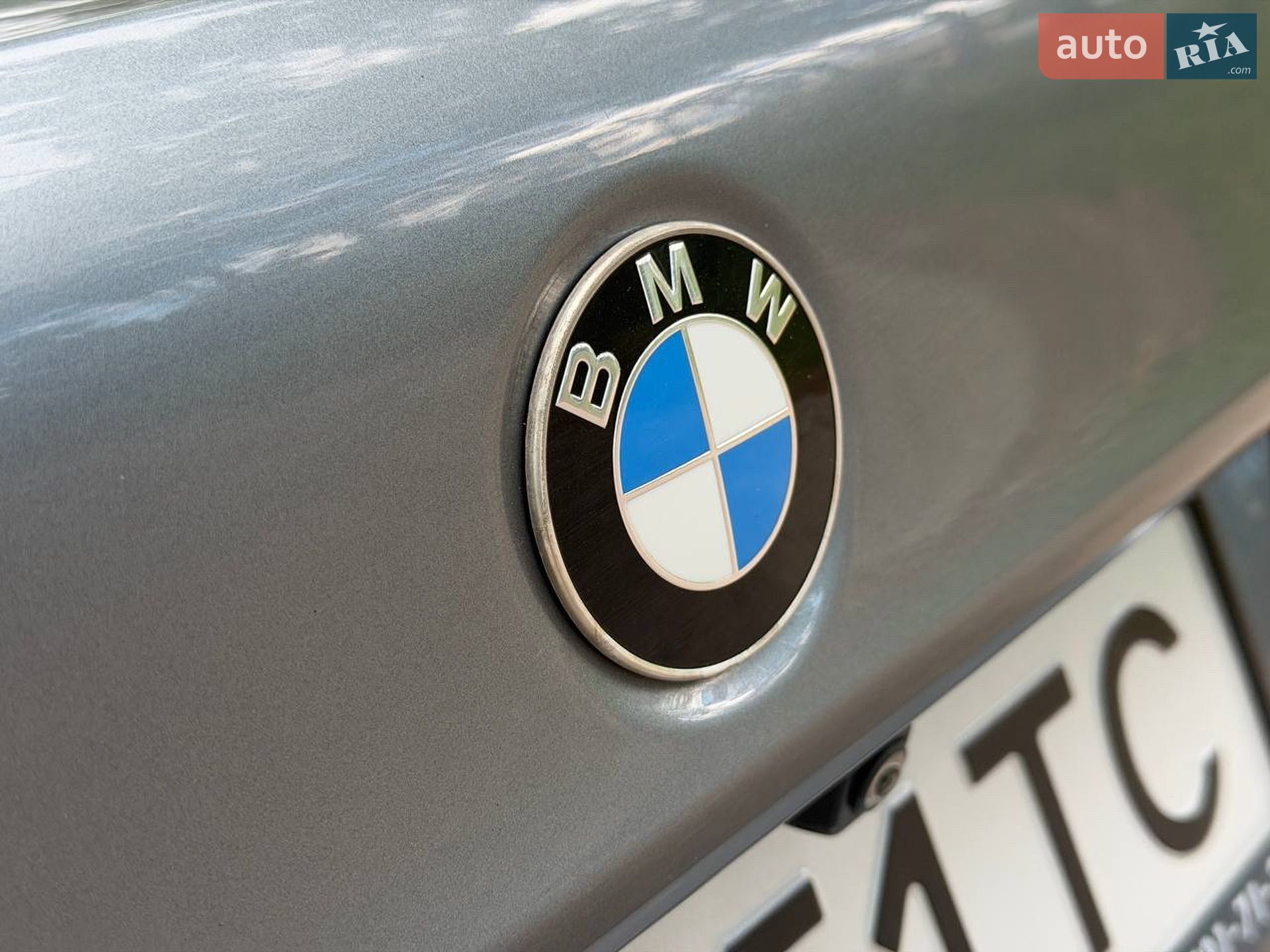 BMW 5 Series 2018 VIN WBAJF5107KBJ09980 фото оголошення 20 з 71