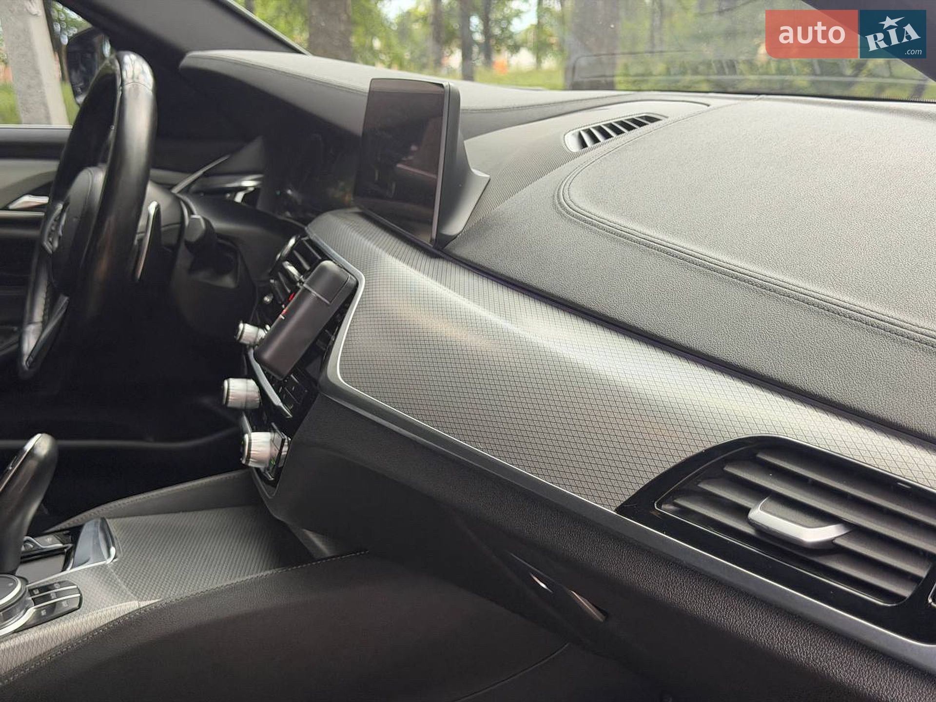 BMW 5 Series 2018 VIN WBAJF5107KBJ09980 фото оголошення 53 з 71