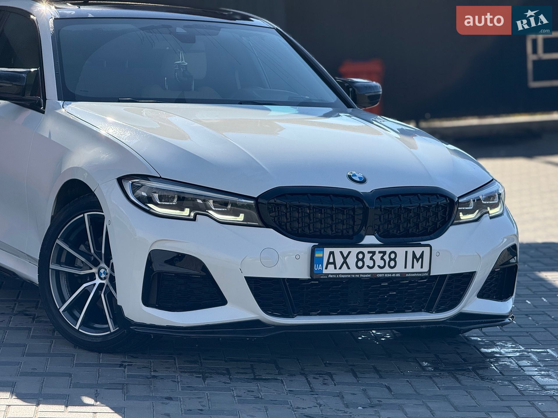 BMW 3 Series 2019 VIN 3MW5R1J54K8B01124 фото оголошення 8 з 14
