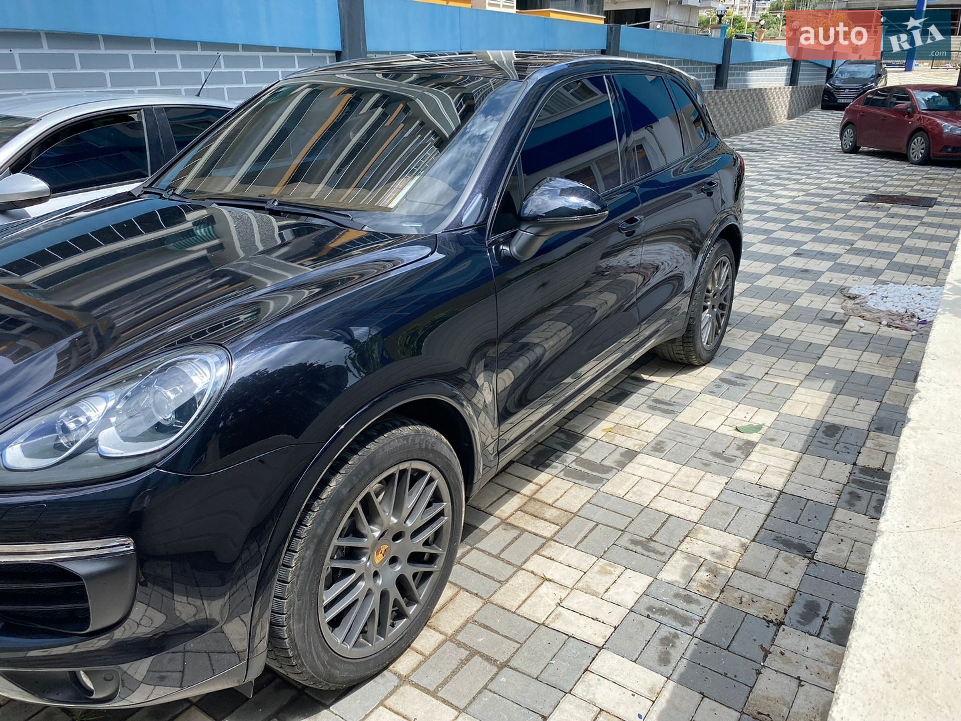 Porsche Cayenne 2016 VIN WP1AF292XHLA28013 фото оголошення 2 з 11