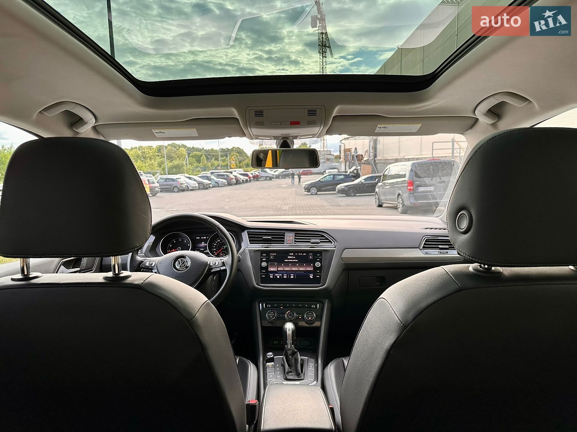 Volkswagen Tiguan 2017 VIN 3VV2B7AX2JM007118 фото оголошення 26 з 40