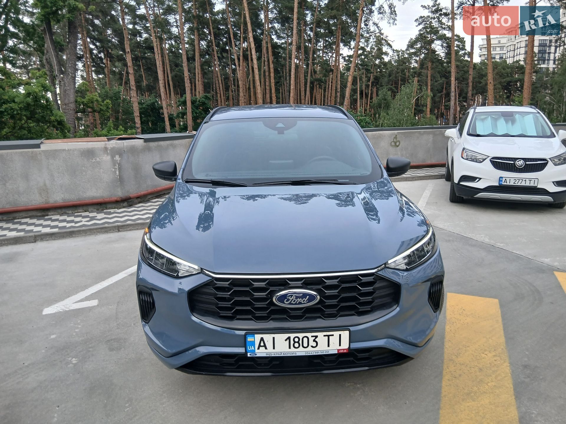Ford Escape 2023 VIN 1FMCU0MZ2PUB38454 фото оголошення 4 з 39