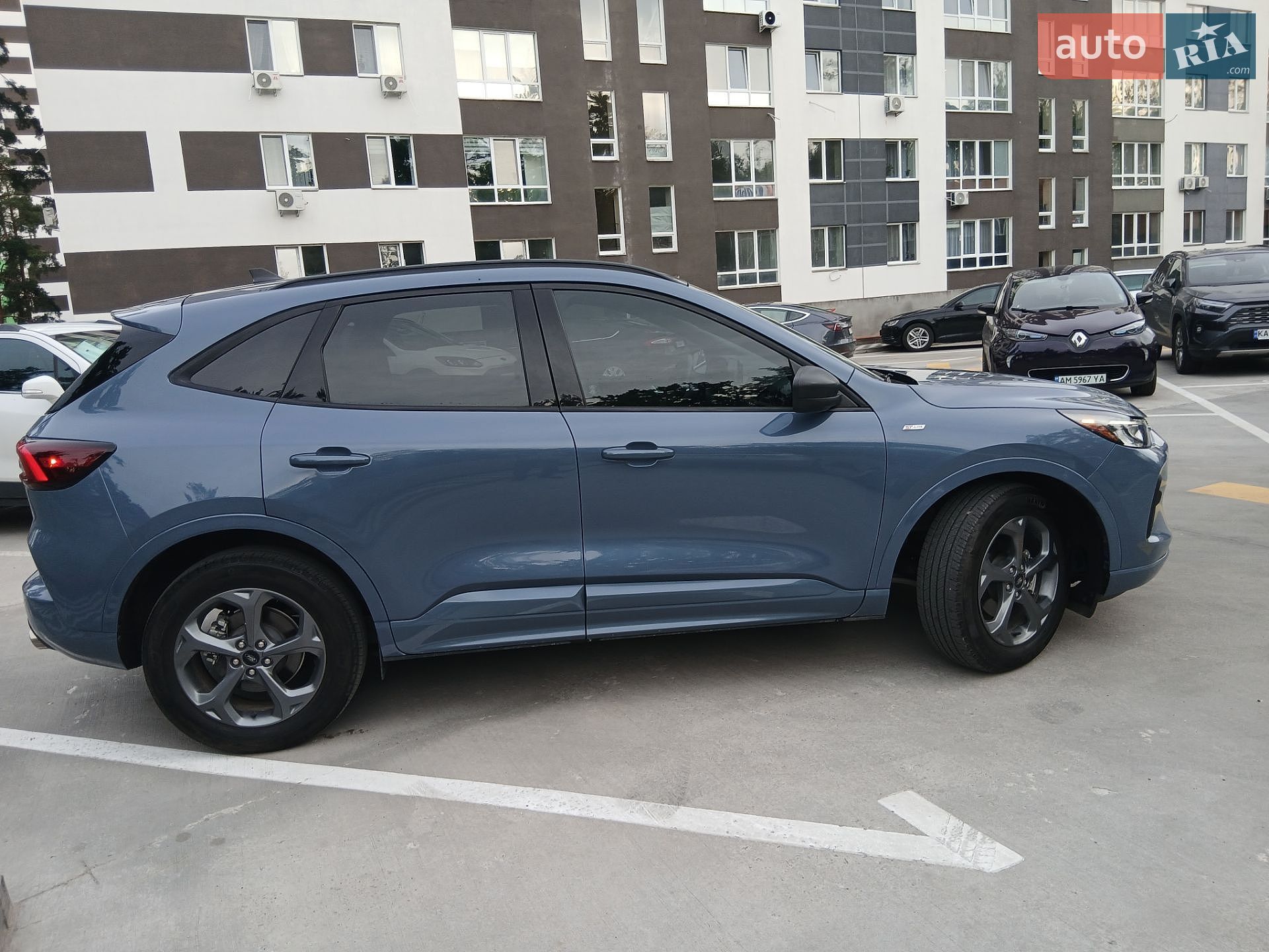 Ford Escape 2023 VIN 1FMCU0MZ2PUB38454 фото оголошення 18 з 39