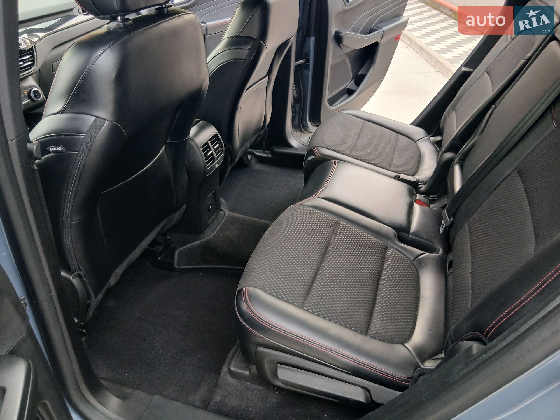 Ford Escape 2023 VIN 1FMCU0MZ2PUB38454 фото оголошення 24 з 39