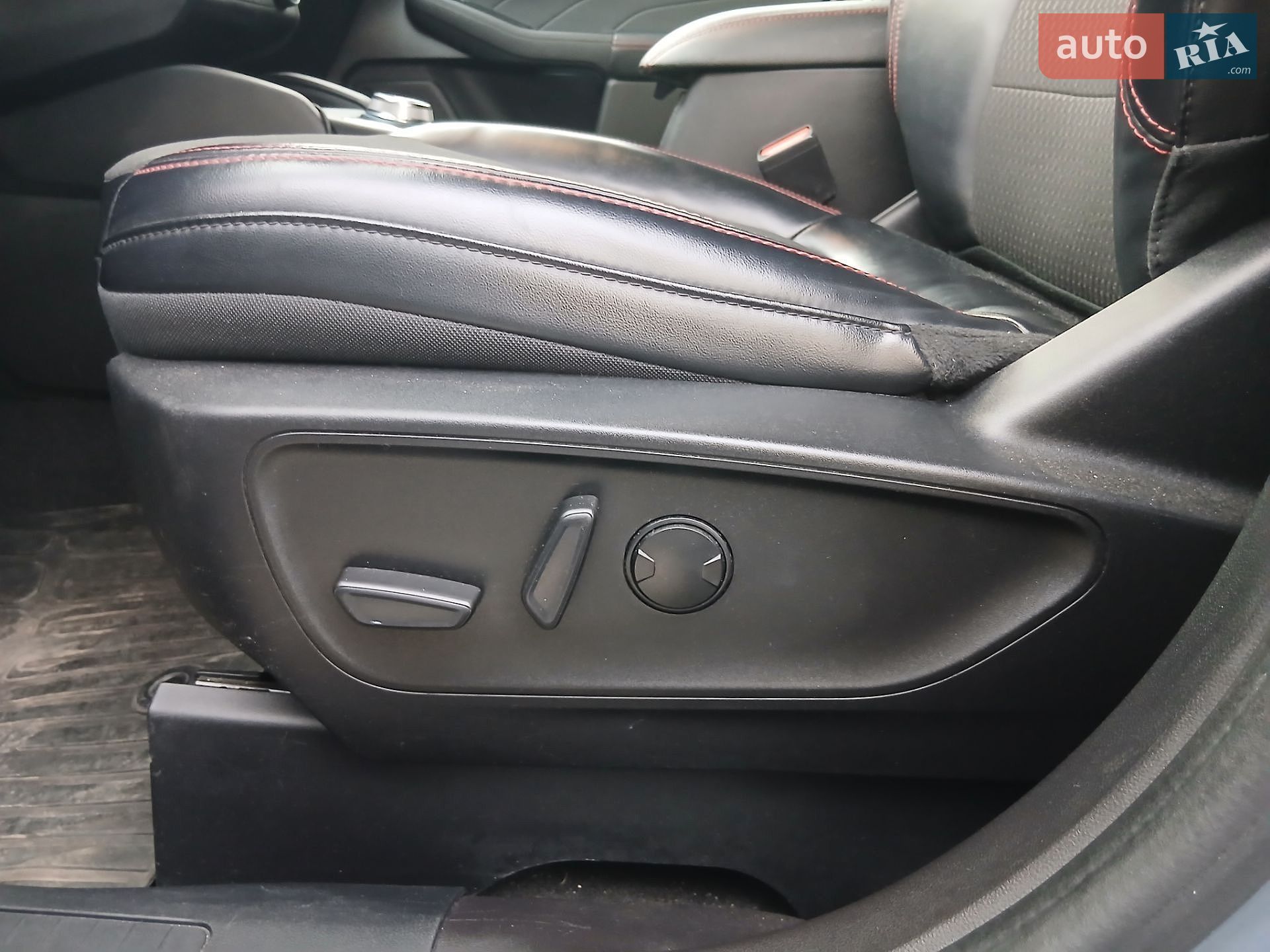 Ford Escape 2023 VIN 1FMCU0MZ2PUB38454 фото оголошення 28 з 39