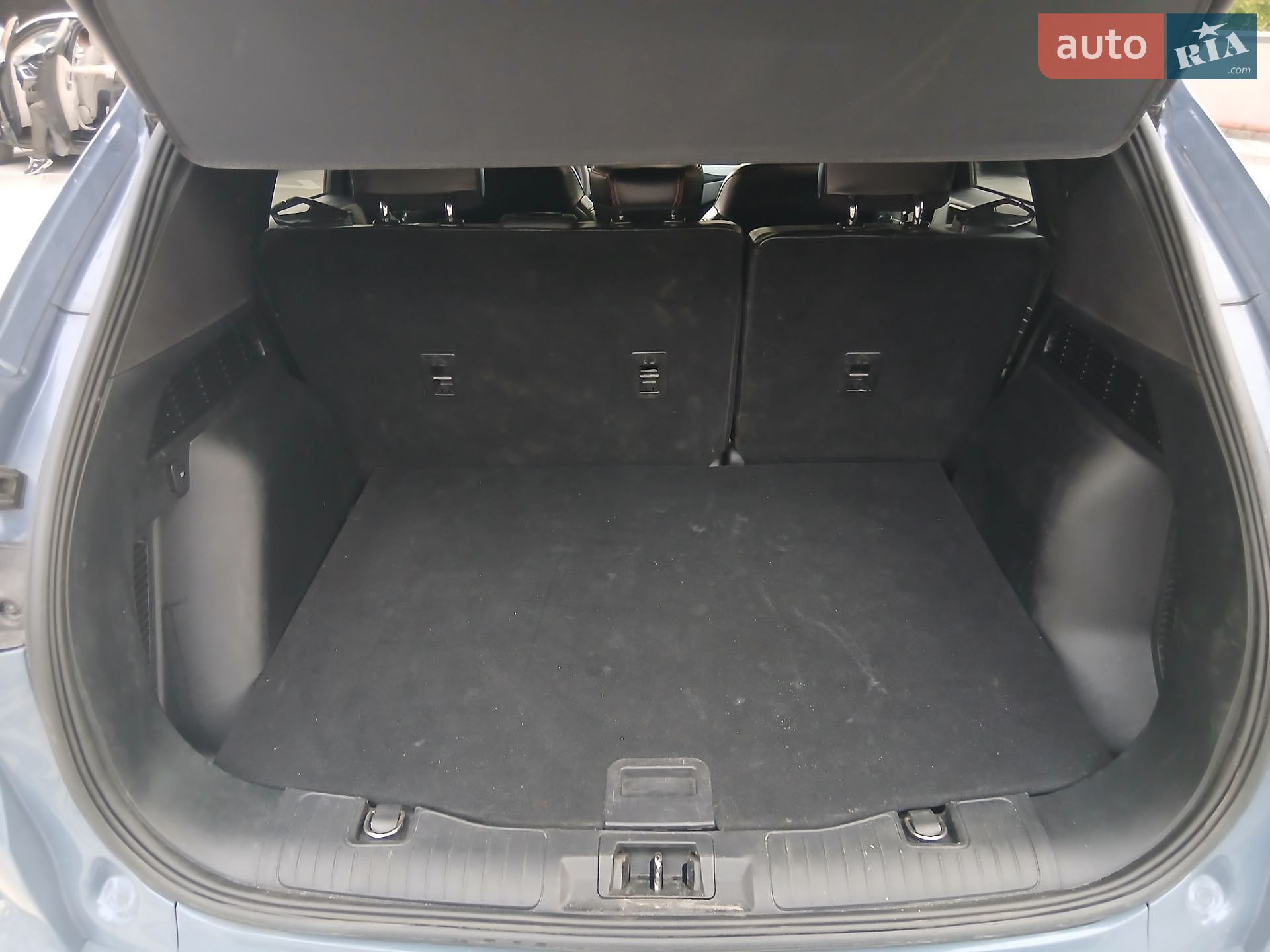Ford Escape 2023 VIN 1FMCU0MZ2PUB38454 фото оголошення 33 з 39