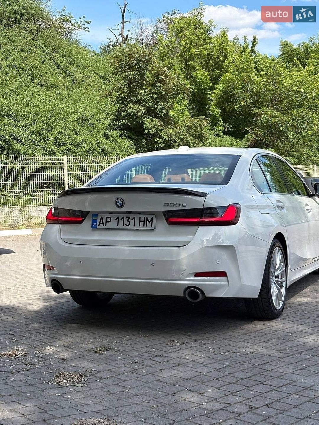 BMW 3 Series 2023 VIN 3MW39FF03R8D97474 фото оголошення 5 з 20