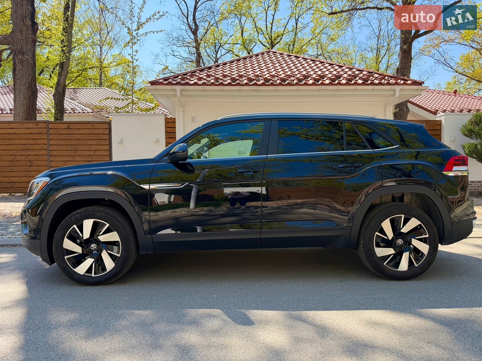 Volkswagen Atlas Cross Sport 2023 VIN 1V2HE2CA9RC217531 фото оголошення 3 з 27