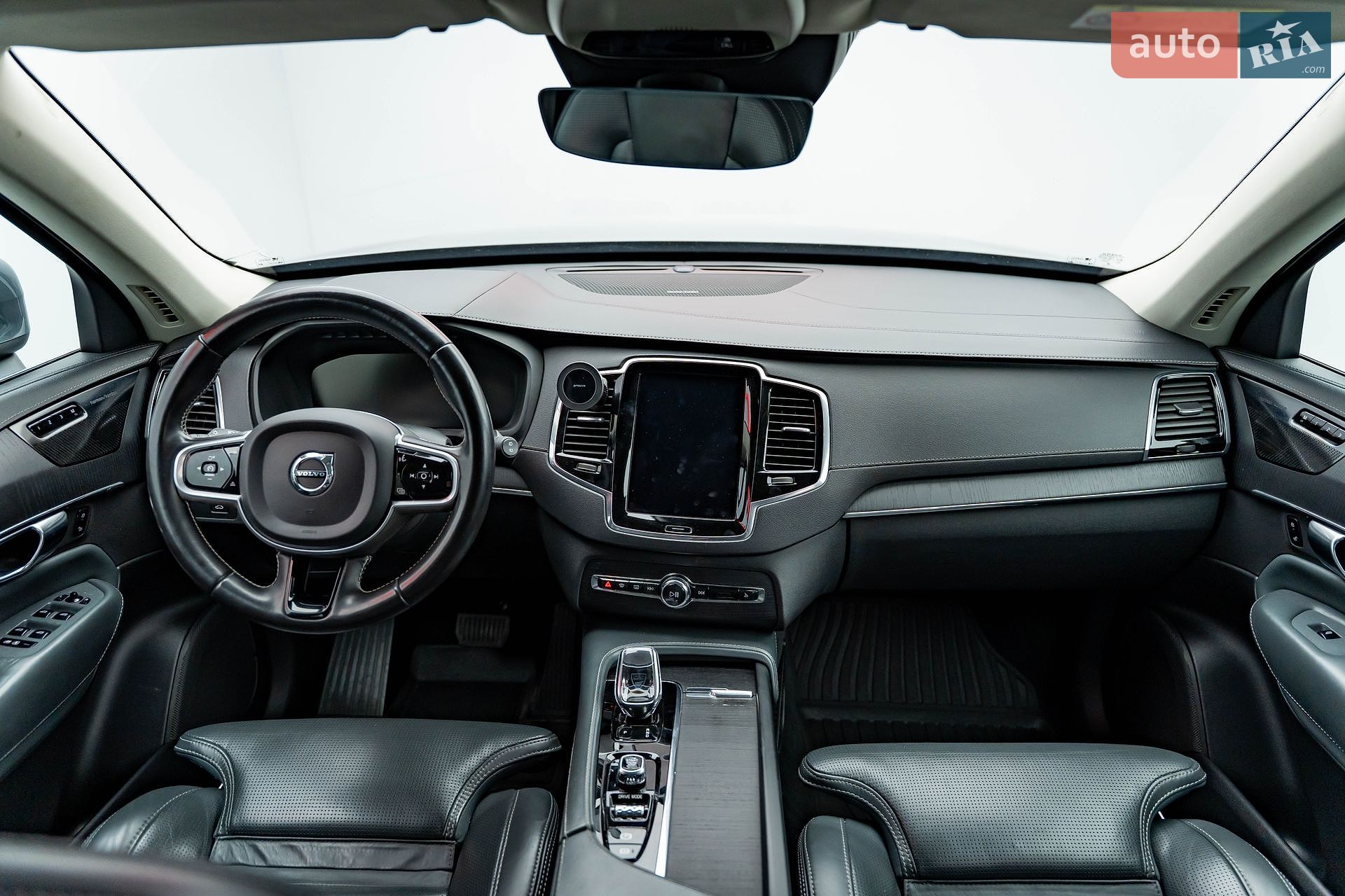 Volvo XC90 2019 VIN YV1LCK2UCL1588990 фото оголошення 13 з 28